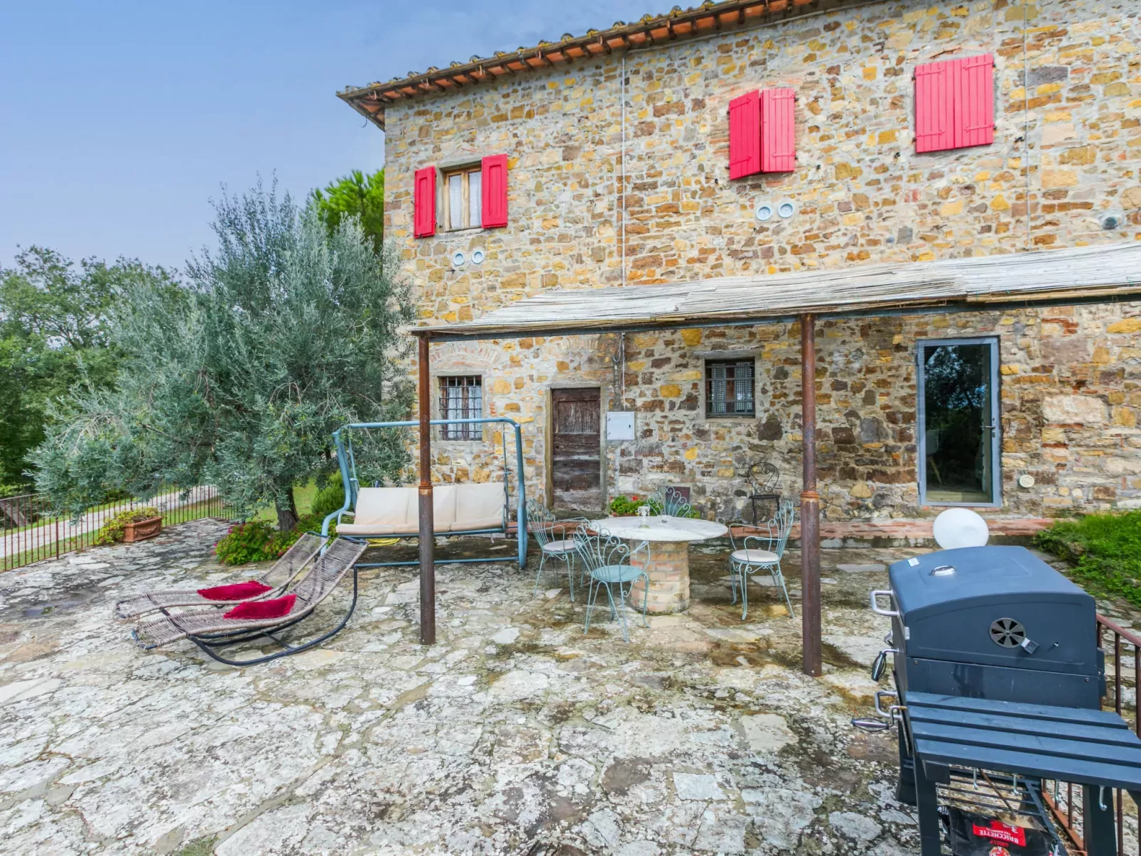 Badia a Passignano-Outside
