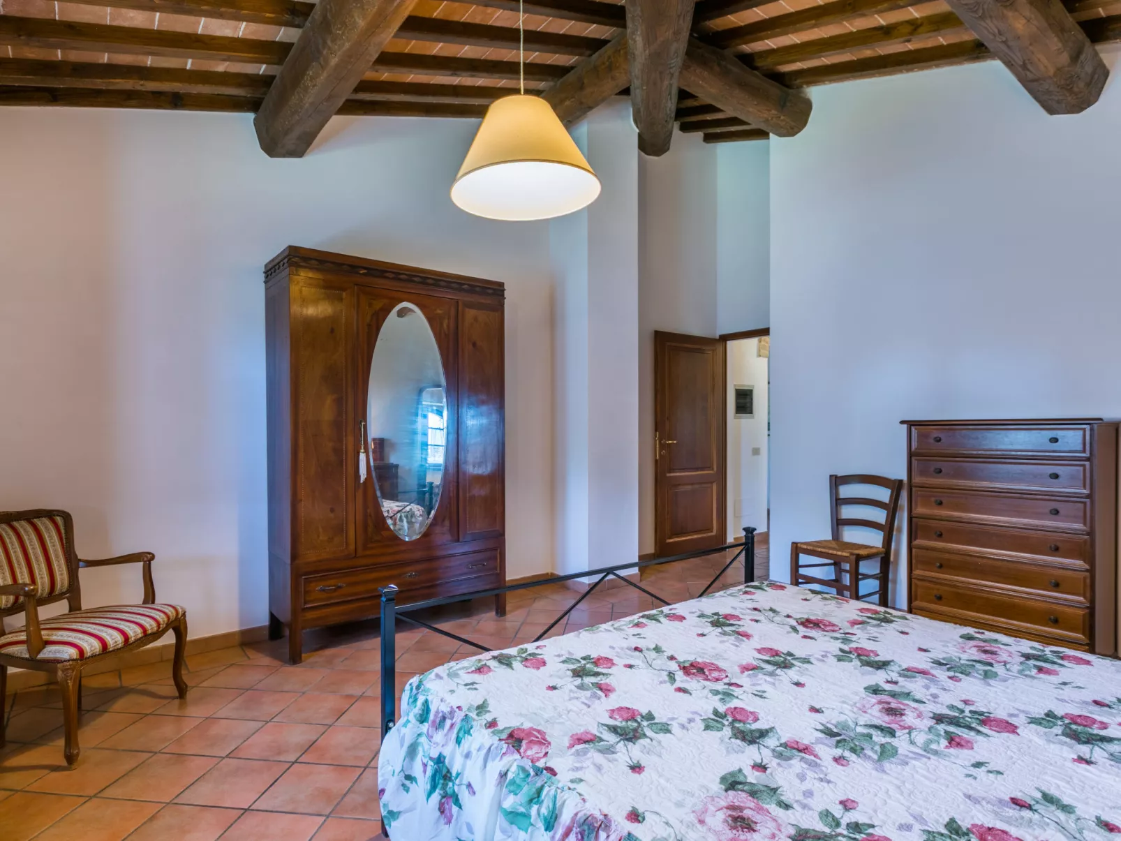 Podere S Giovanni-Inside