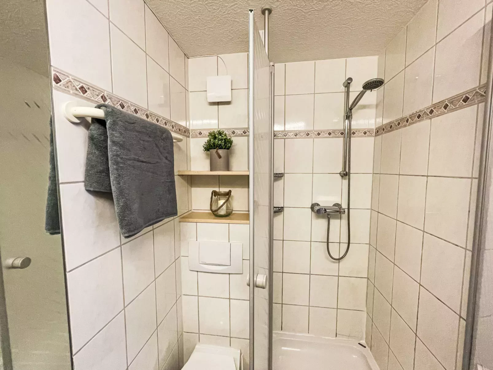 Familienspaß inkl. Schwimmbad und Sauna-Dedans