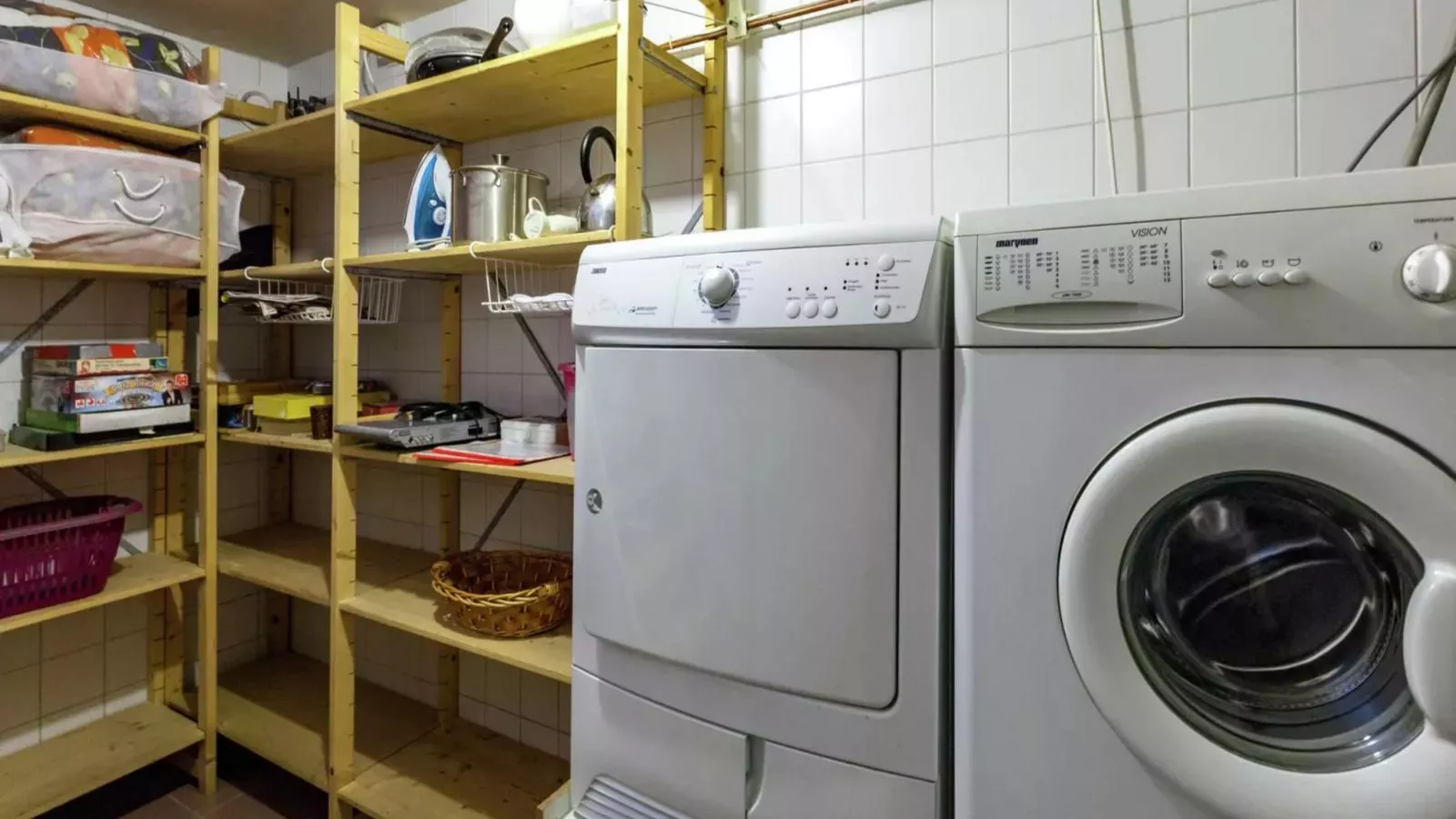 Langgoor-Facilities
