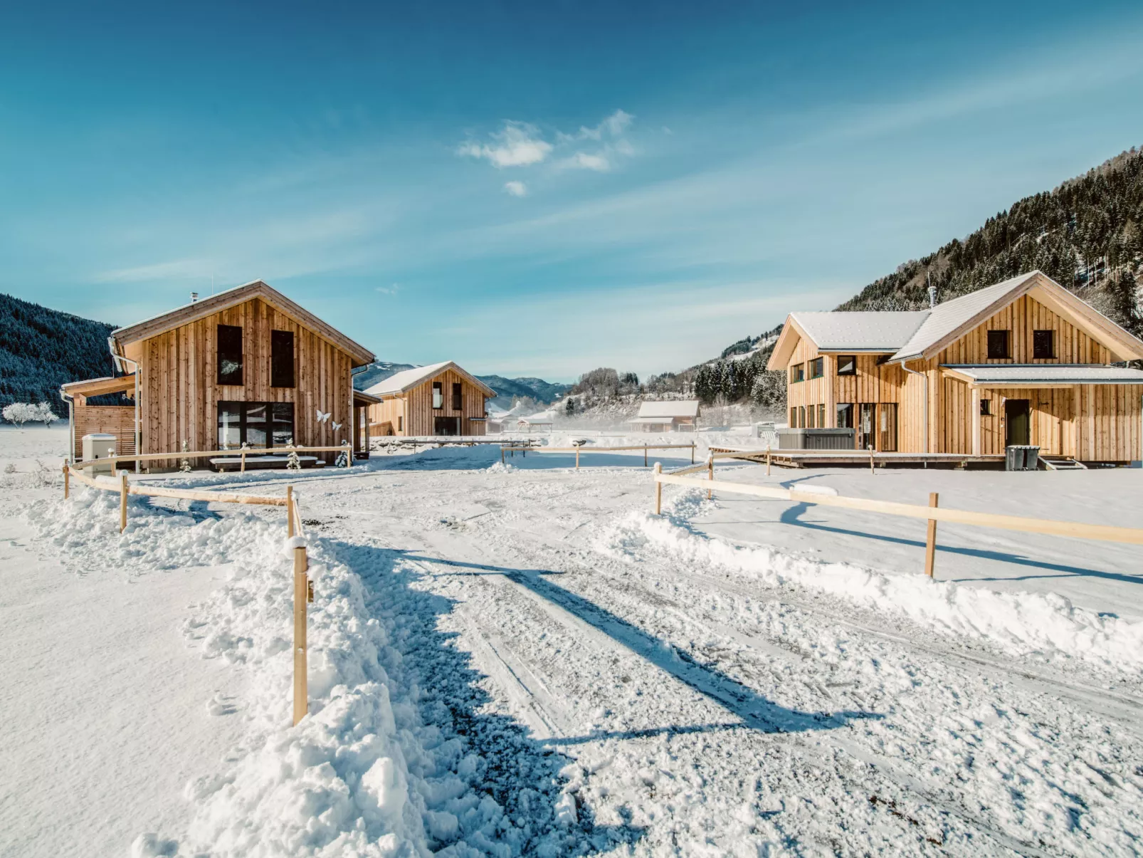 Superior # 15 mit IR-Sauna & Sprudelbad-Outside