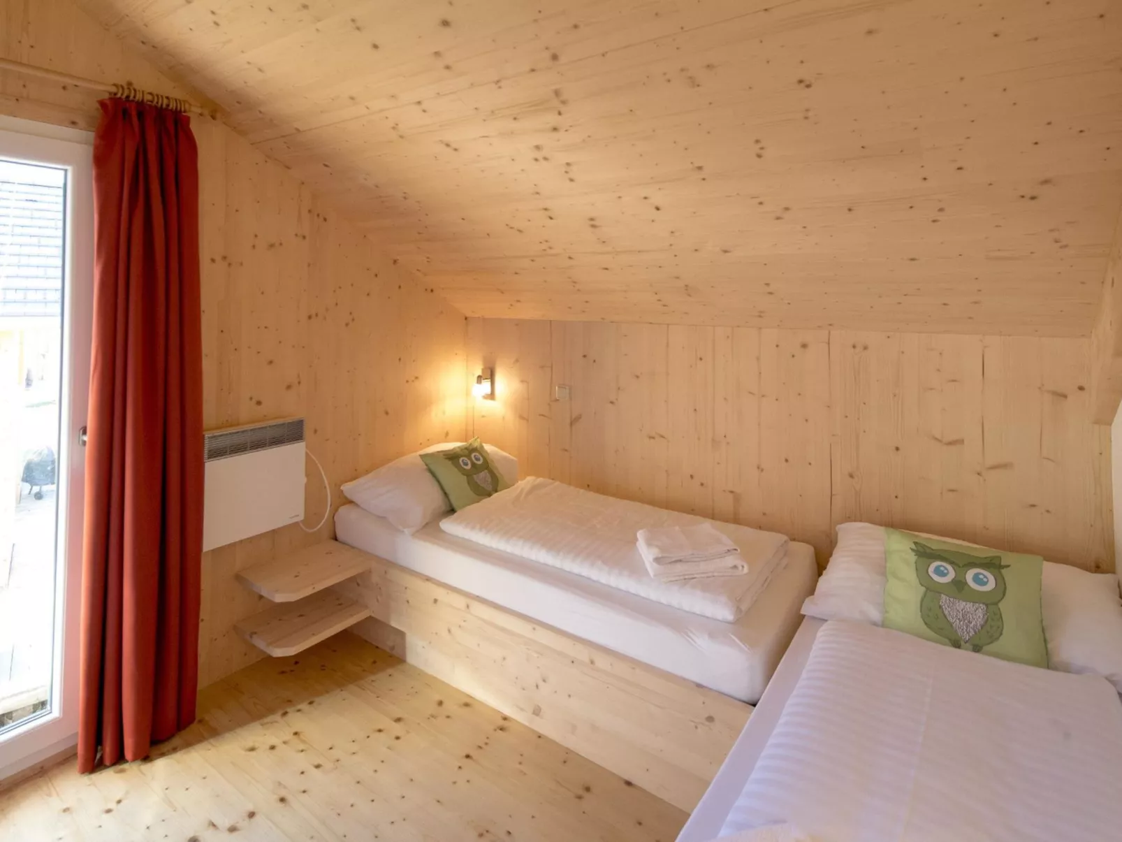 Superior # 15 mit IR-Sauna & Sprudelbad-Inside