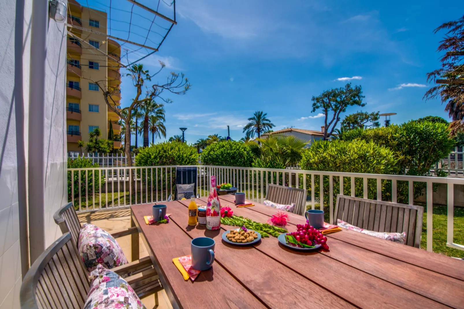 Avus-Terrace