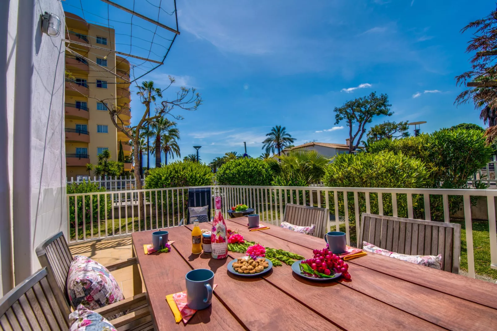 Avus-Terrace