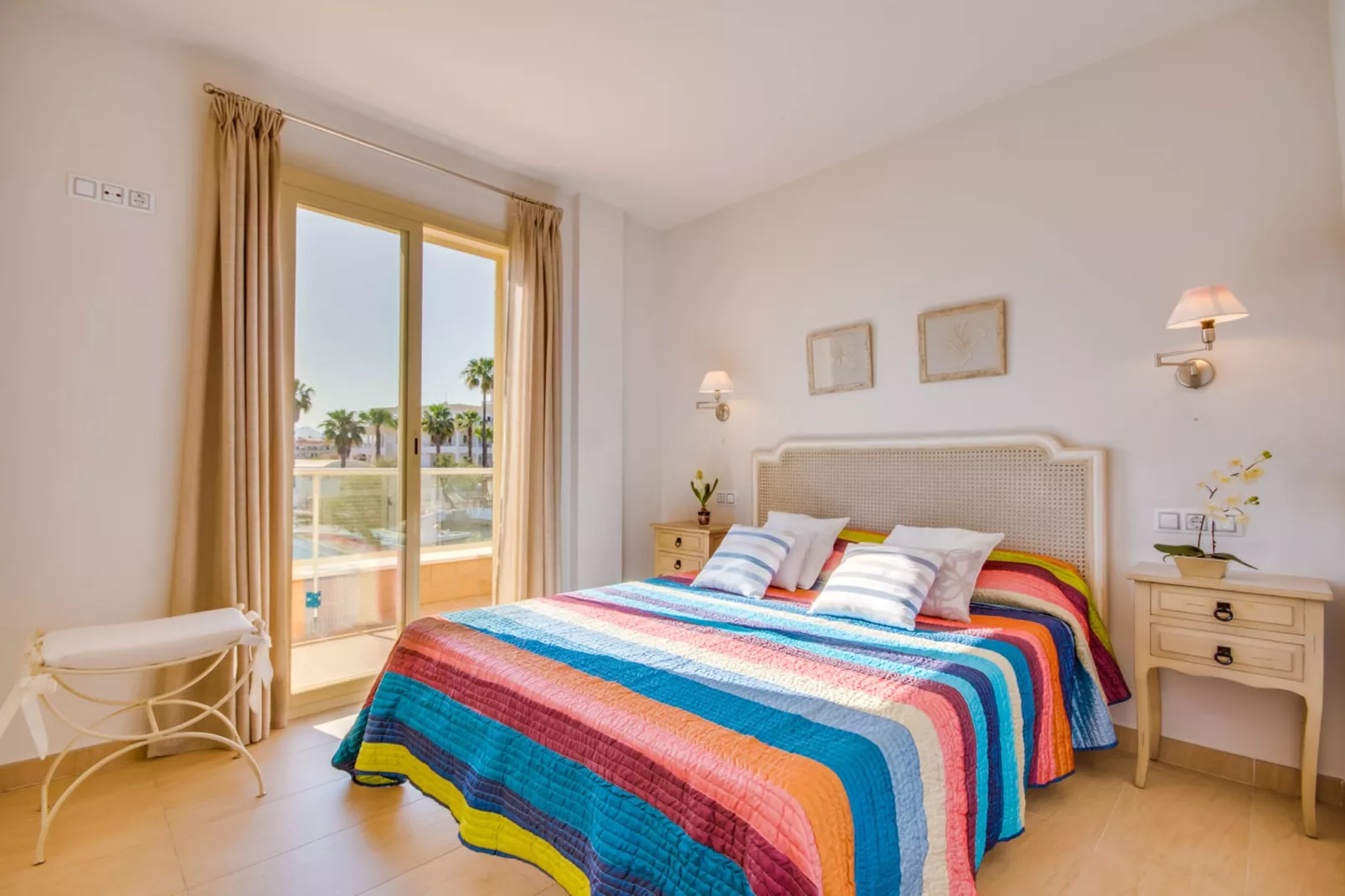 Tarongina-Bedroom