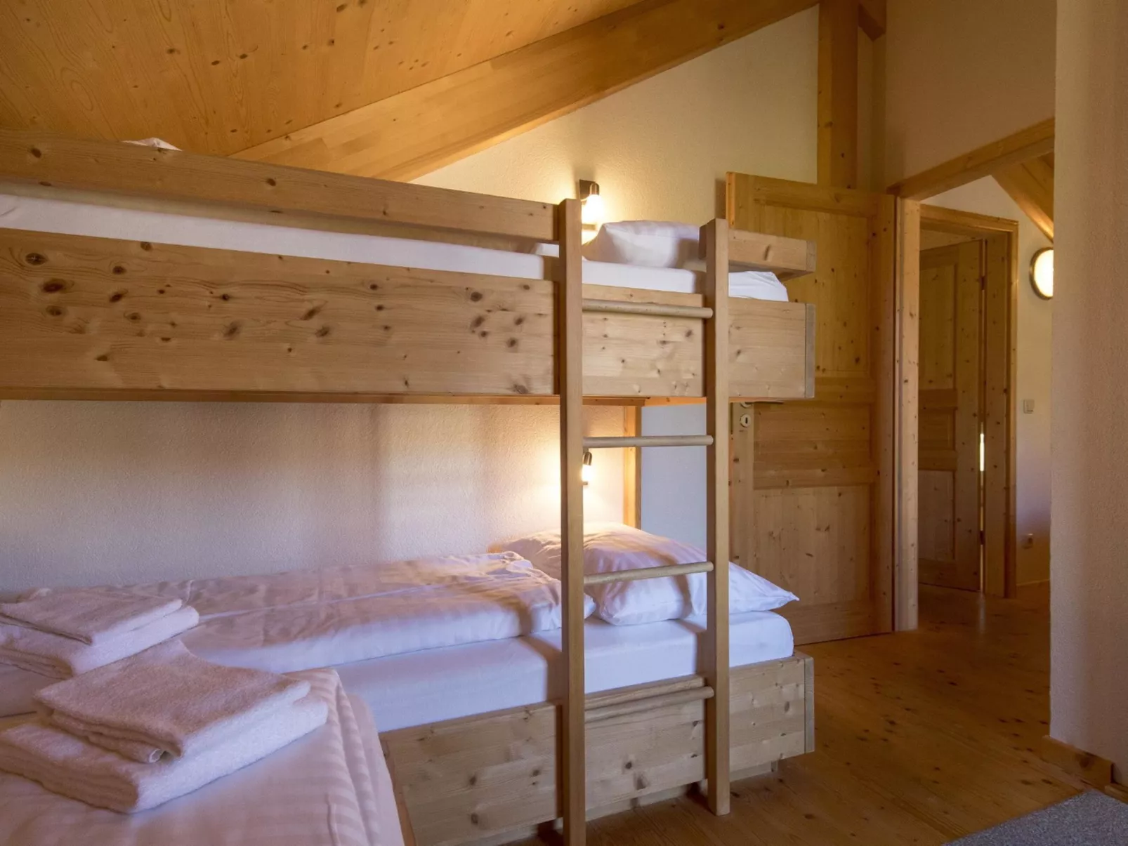 Relax Holiday Mur 21a-Drinnen