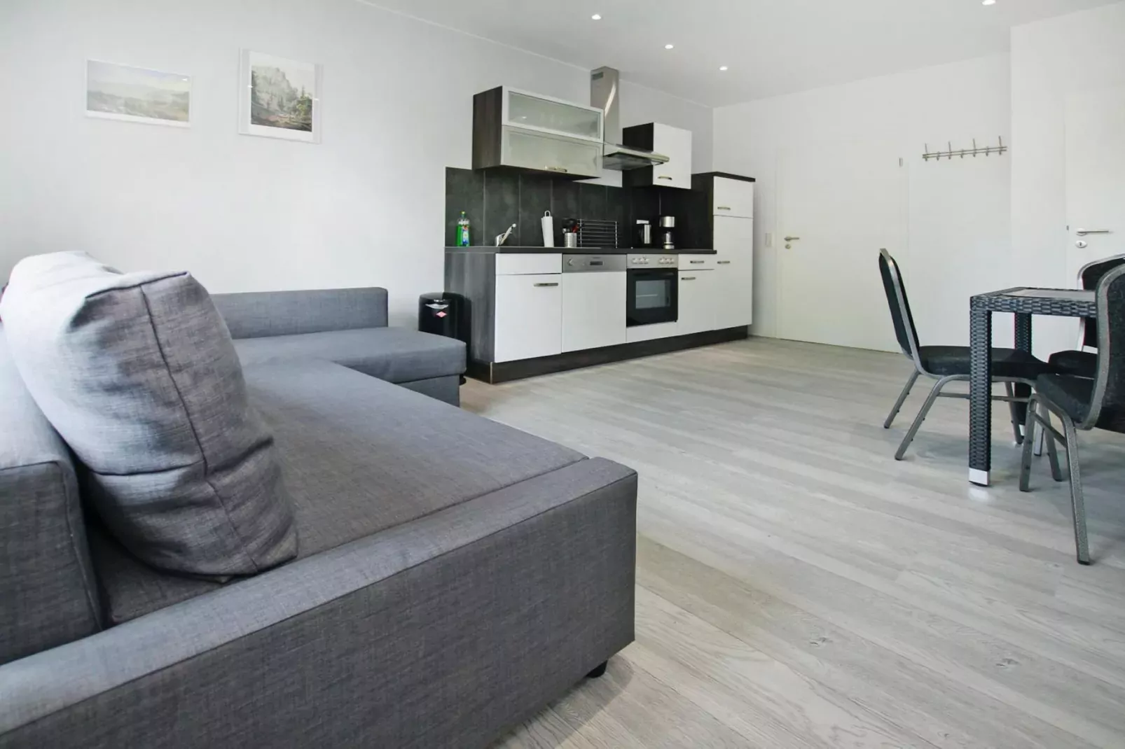 Apartment im alten Bahnhof-Living room