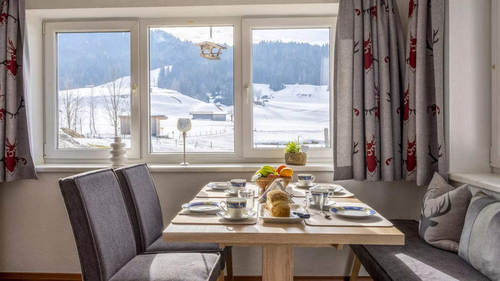 Alpenglück-Esszimmer
