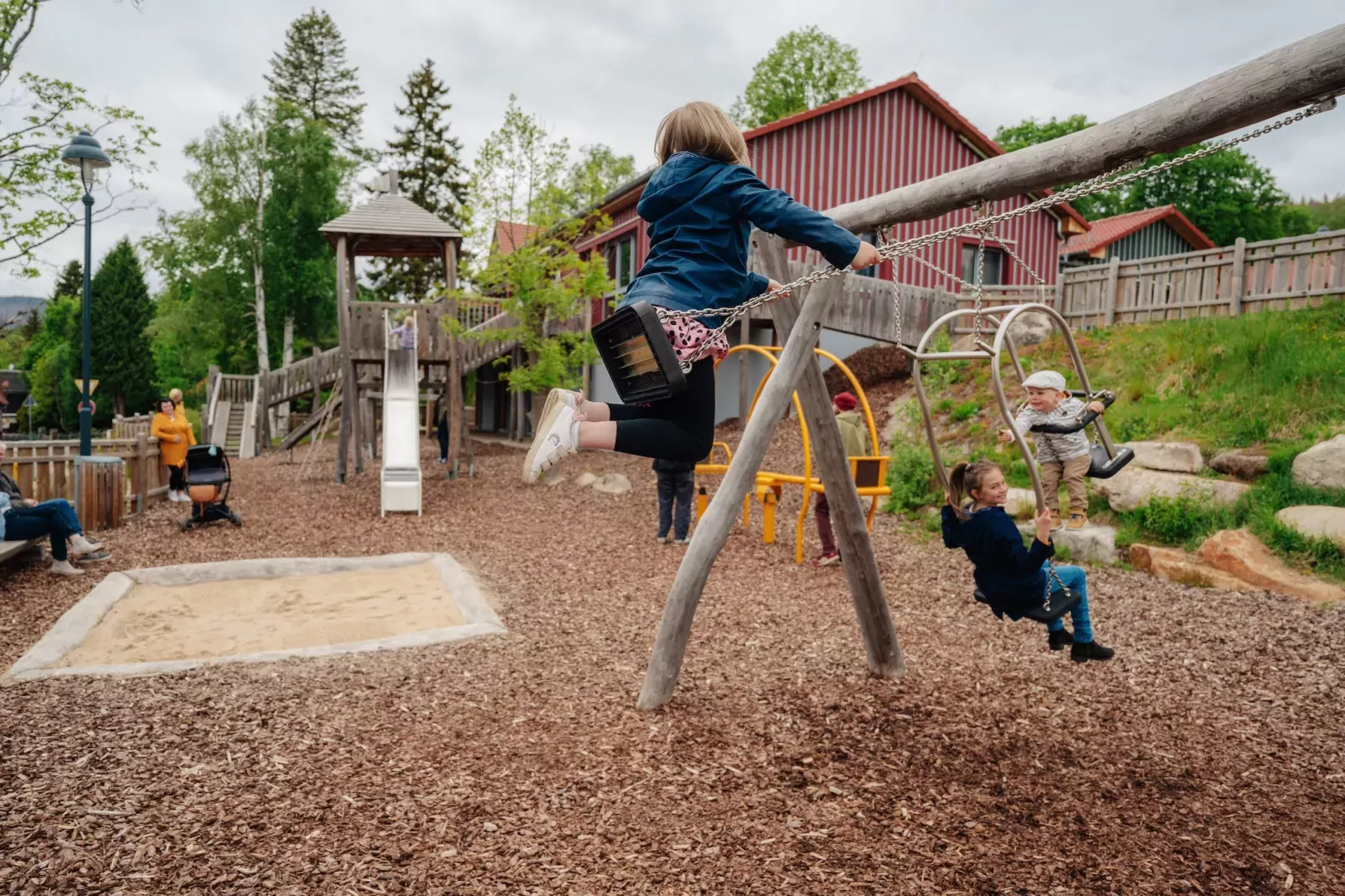 FH PremiumLodge Plus-5 Personen-Park facilities
