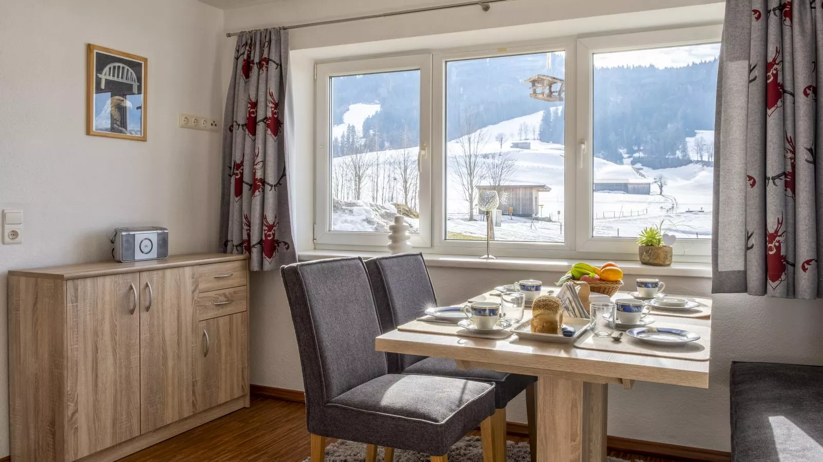 Alpenglück-Esszimmer