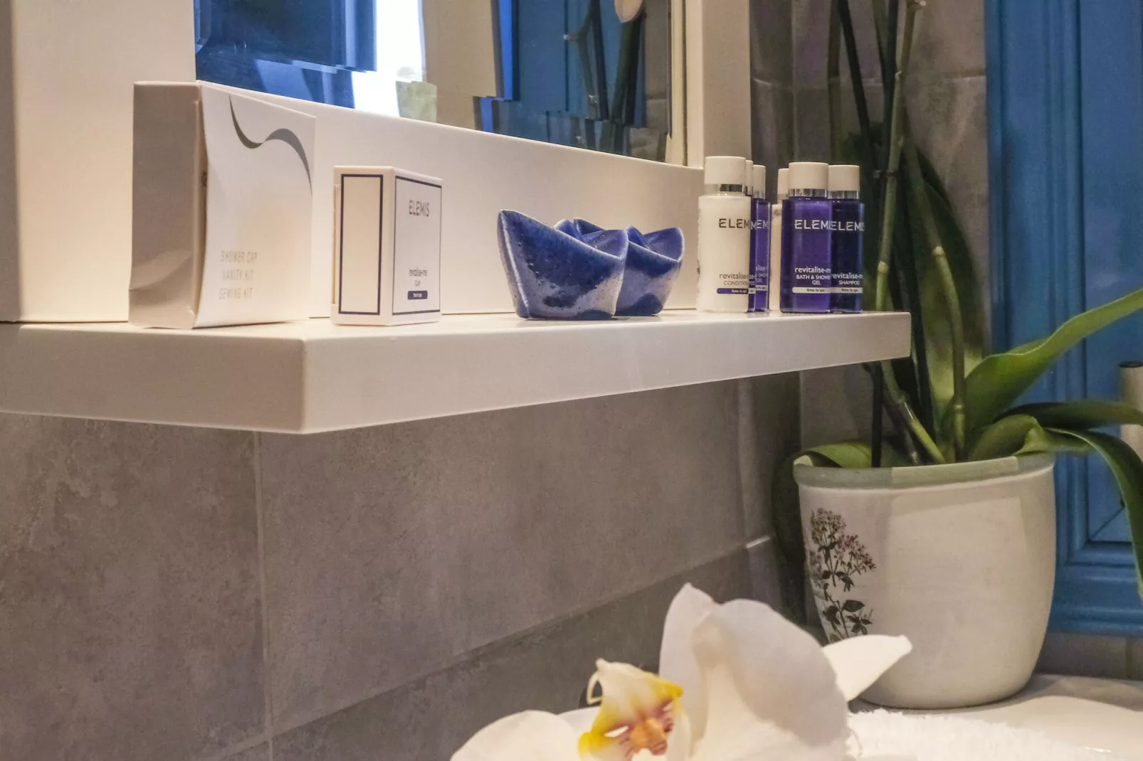 Holiday residence Acrotel Athena Villas, Elia Beach-1-bedroom-apartment ground floor-Salle de bain