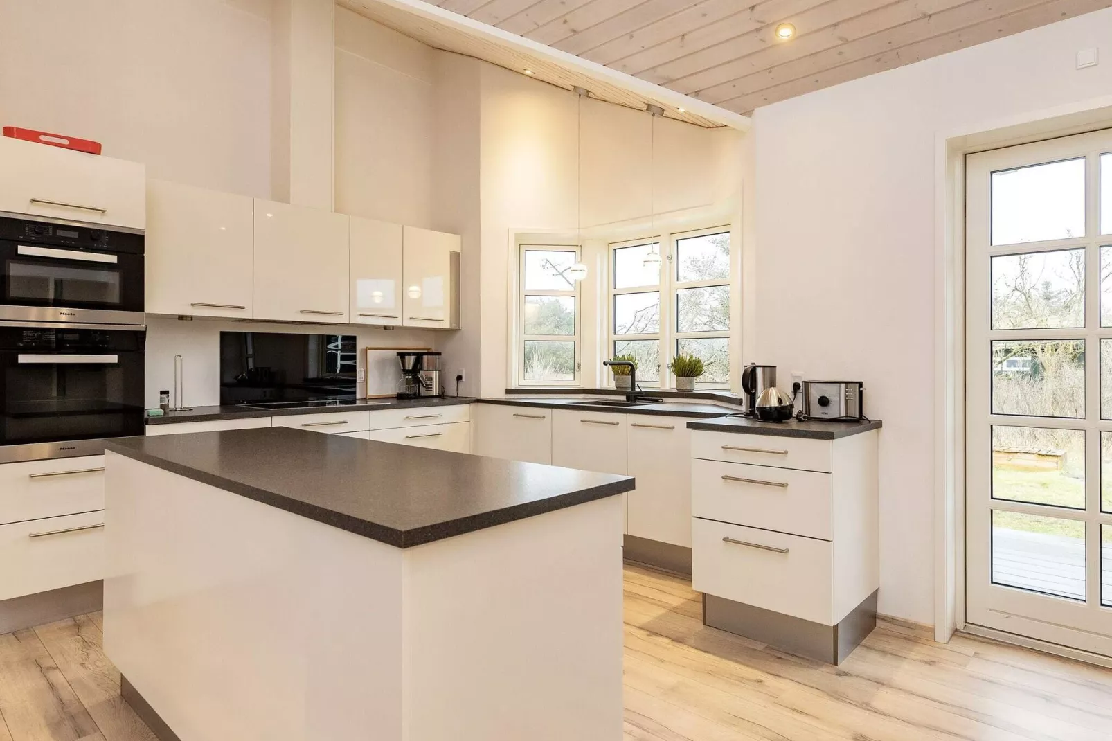 10 person holiday home in Saltum-Indoor
