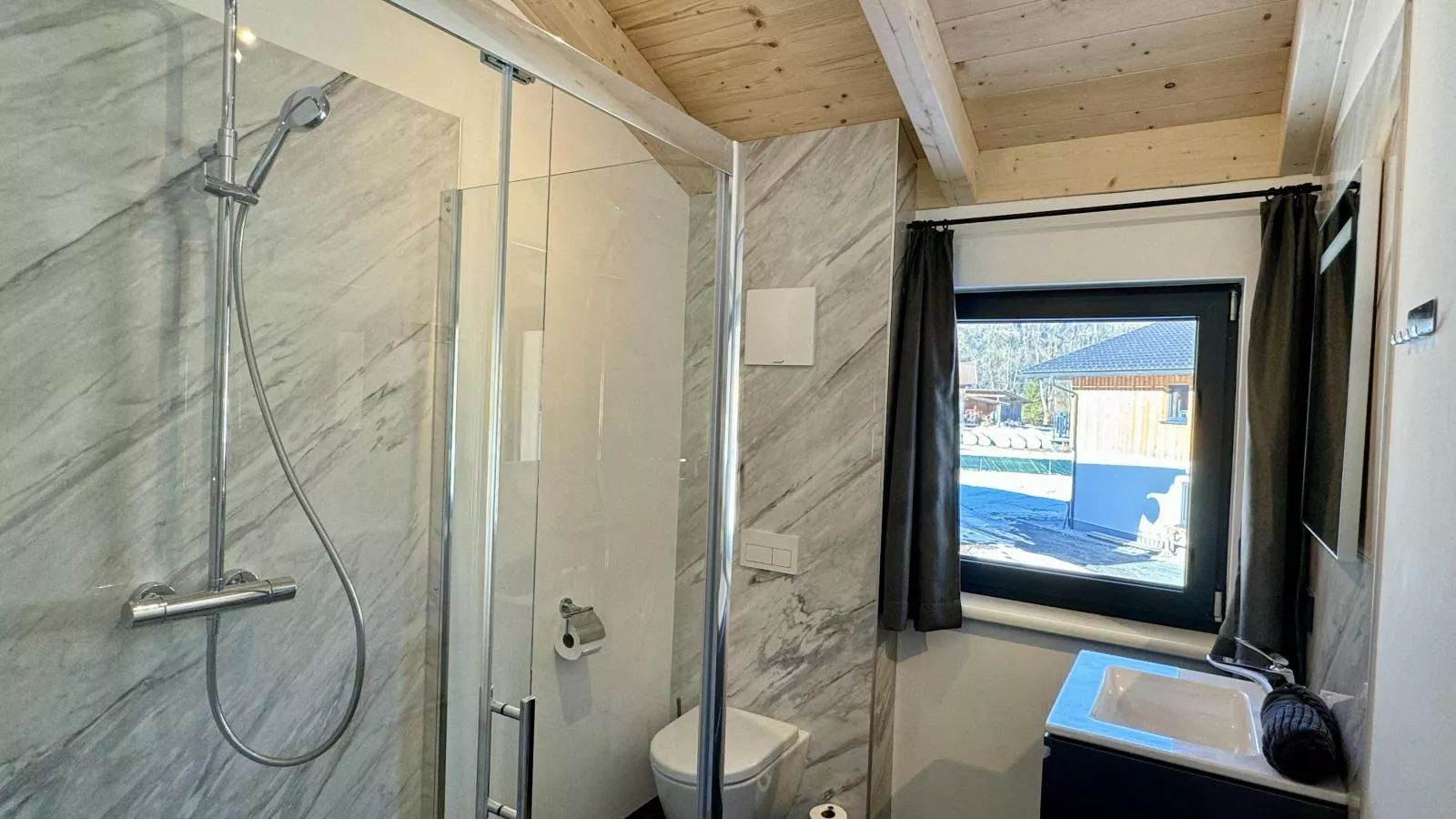 Obermöschach 6B-Badezimmer