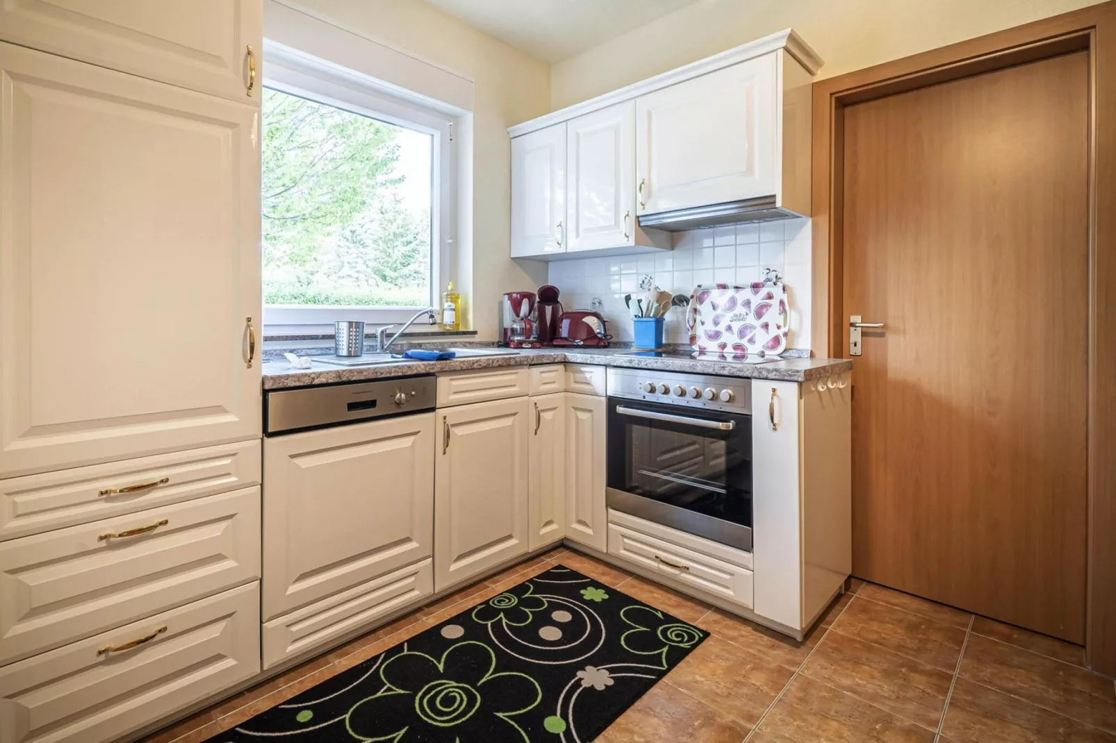 Haus 10-Kitchen