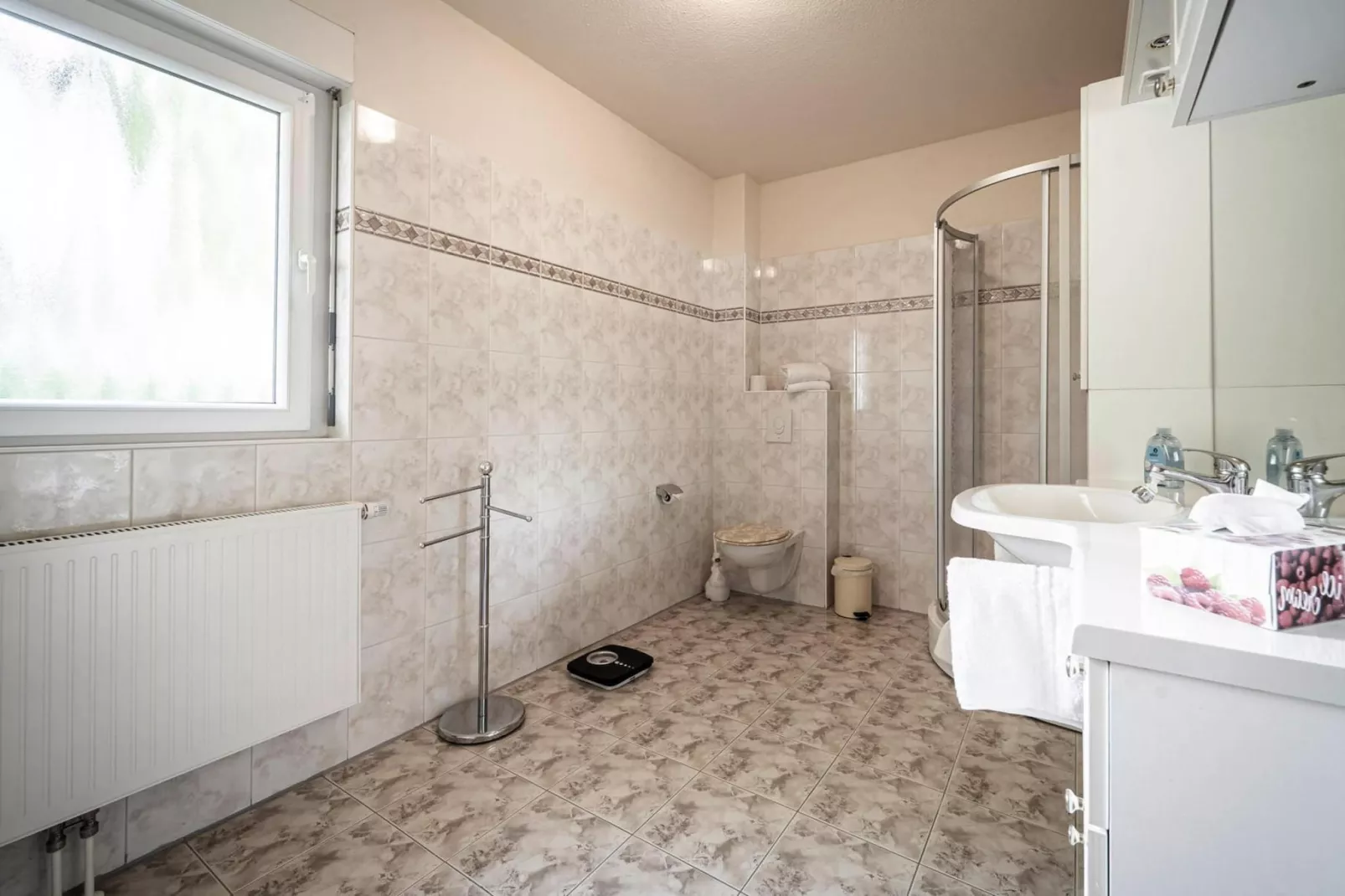 Haus 10-Bathroom