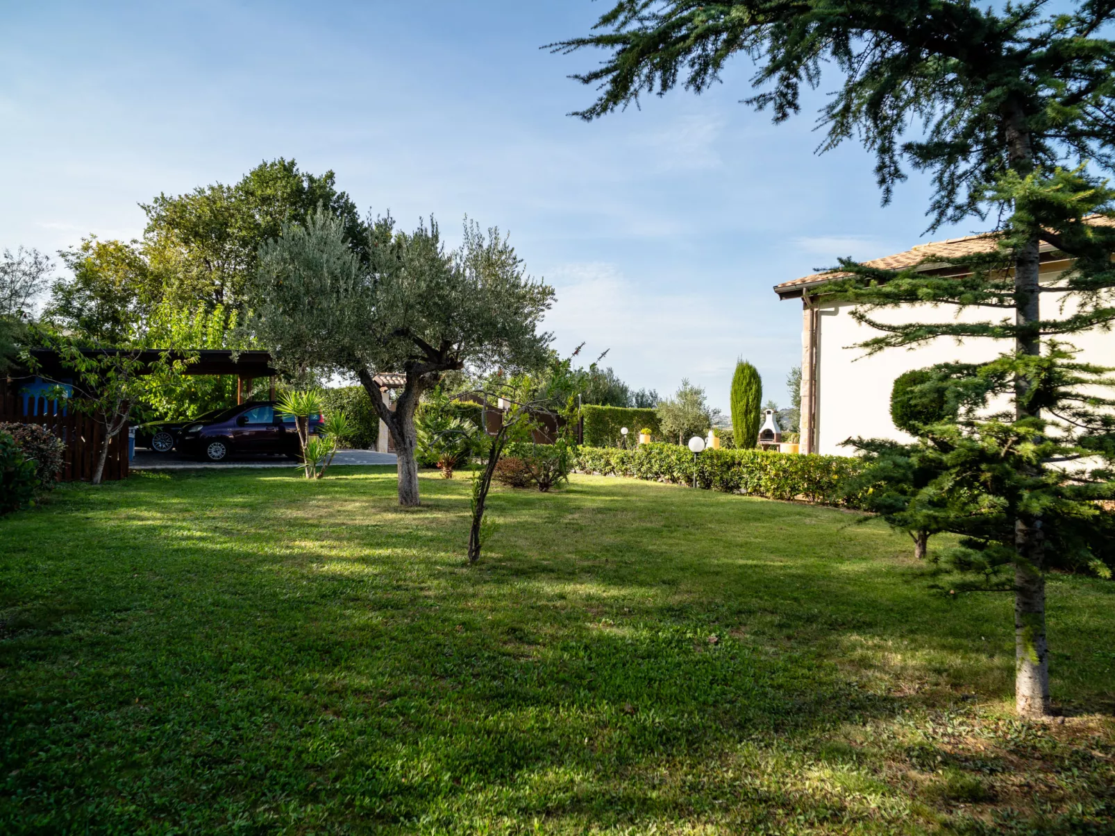 Rêve d'Or-Outside
