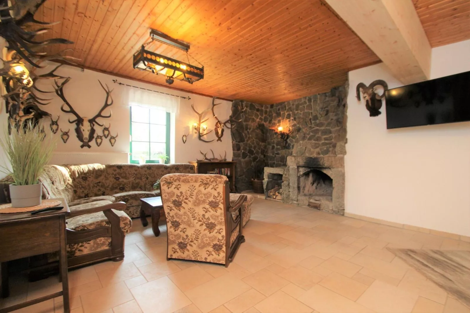 DHH 130 qm-Living room