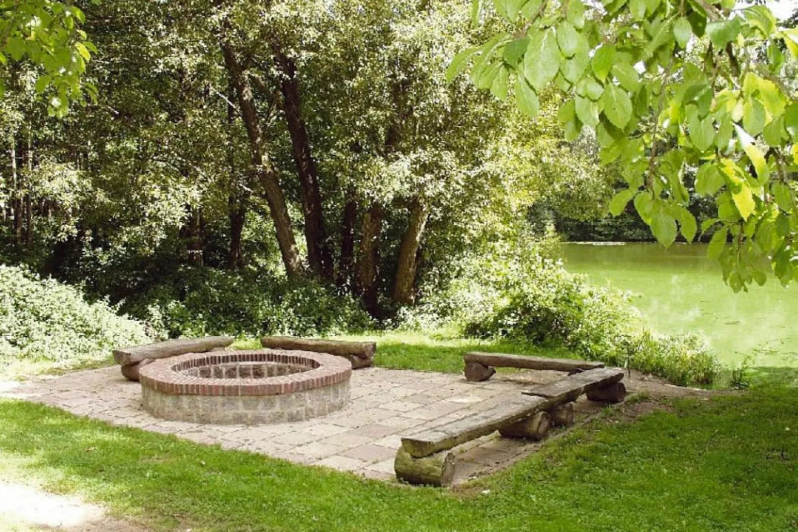 Feriensiedlung Am Grundlossee / DHH Typ 1 40 qm 4 Pers-Park facilities