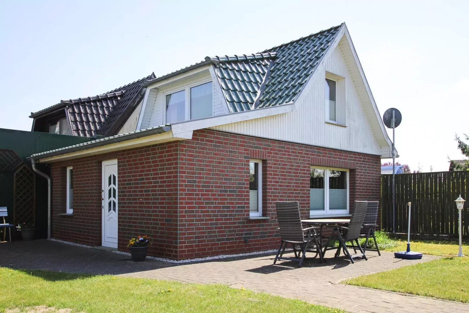 Ferienhaus 65 qm-Exterior summer