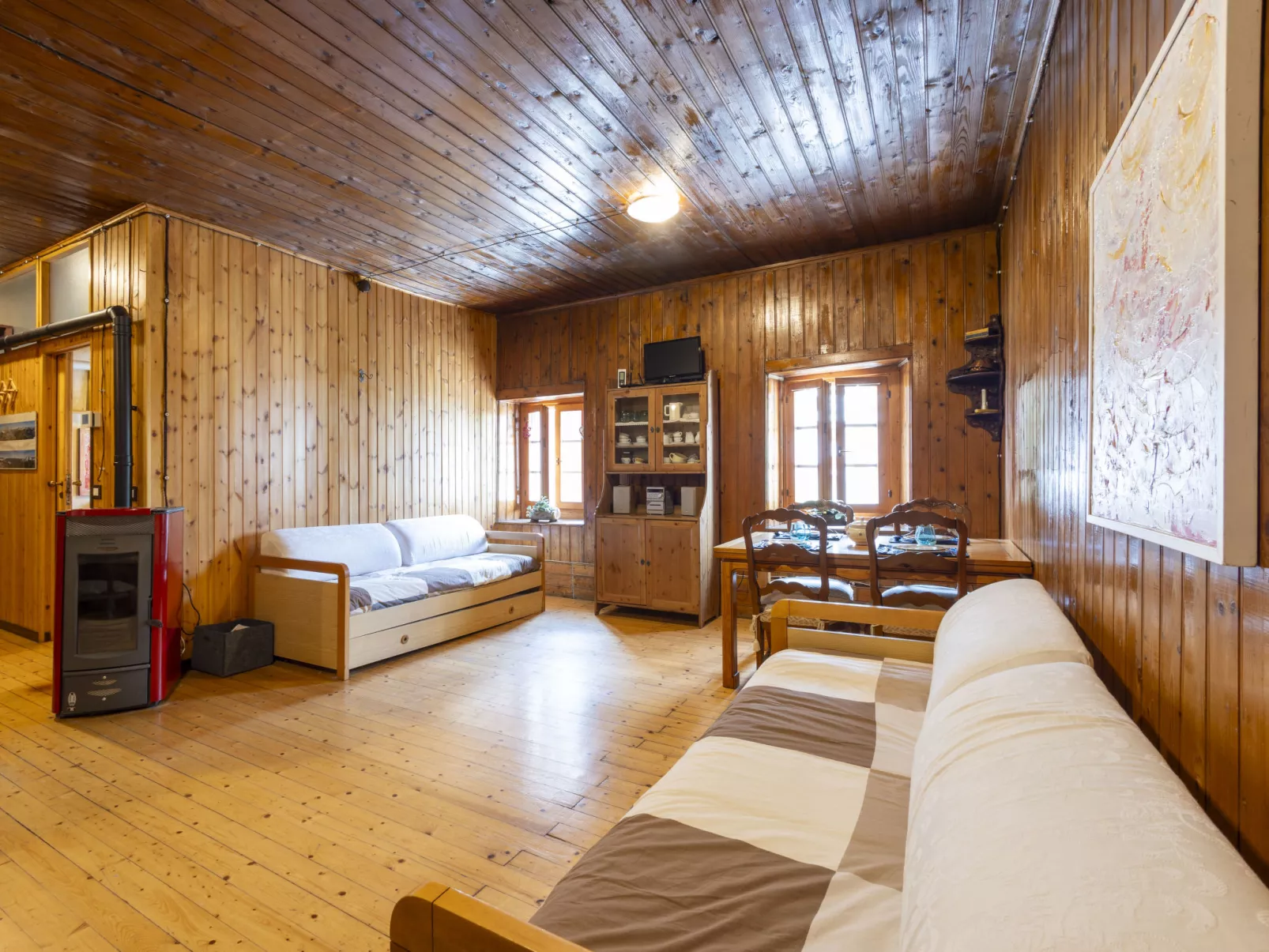 Don Romeo Mountain Flat-Inside