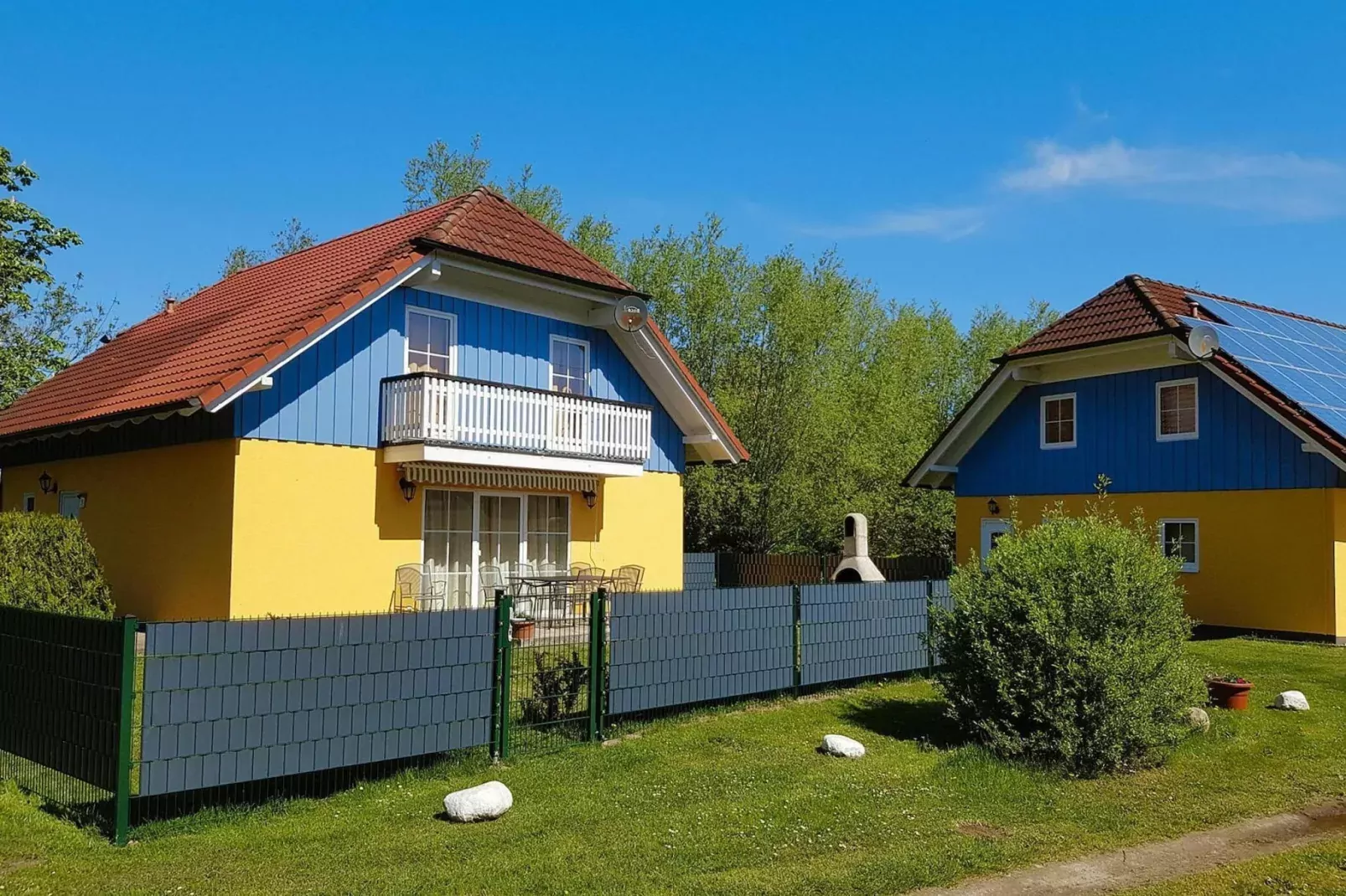 FH Nr 2 mit Hund 7-8 Personen 135 qm-Extérieur été