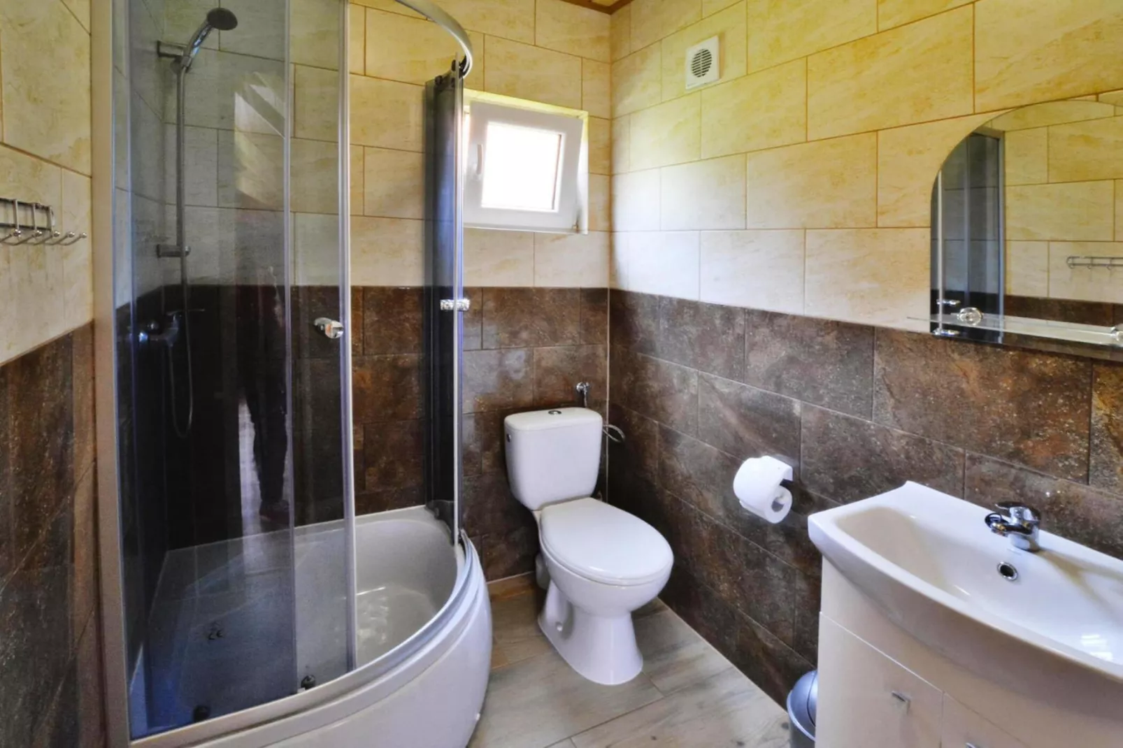 Domek 5-osobowy Jarosławiec-Bathroom