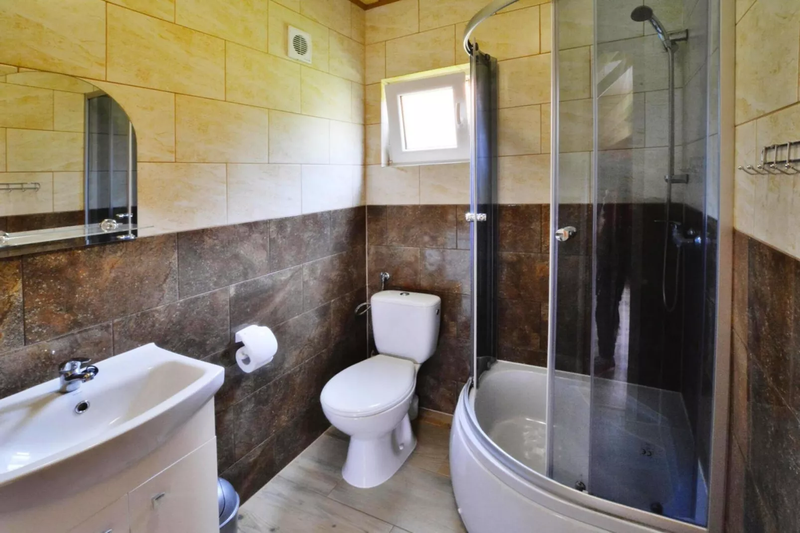 Domek 5-osobowy Jarosławiec-Bathroom
