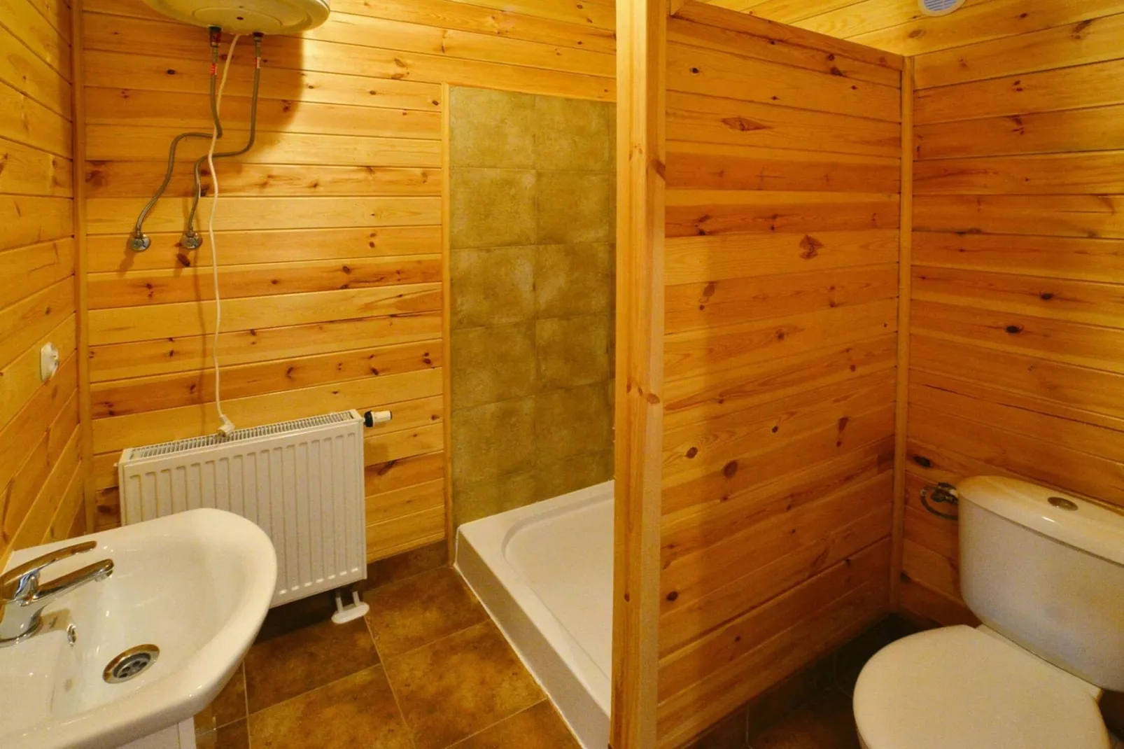 Domki wakacyjne Przewłoka-Bathroom