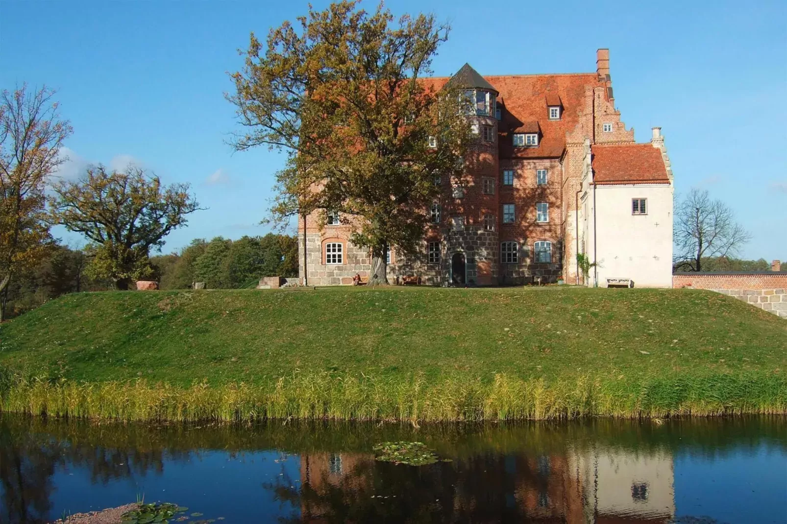 Erdgeschoss 80 qm-Exterior summer