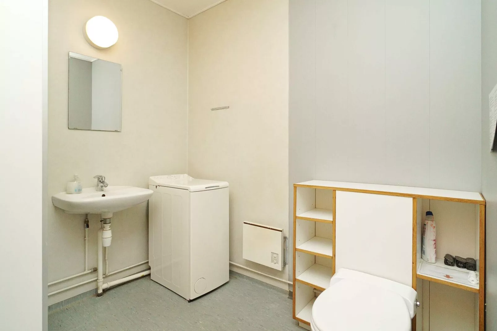 6 person holiday home in Rødby