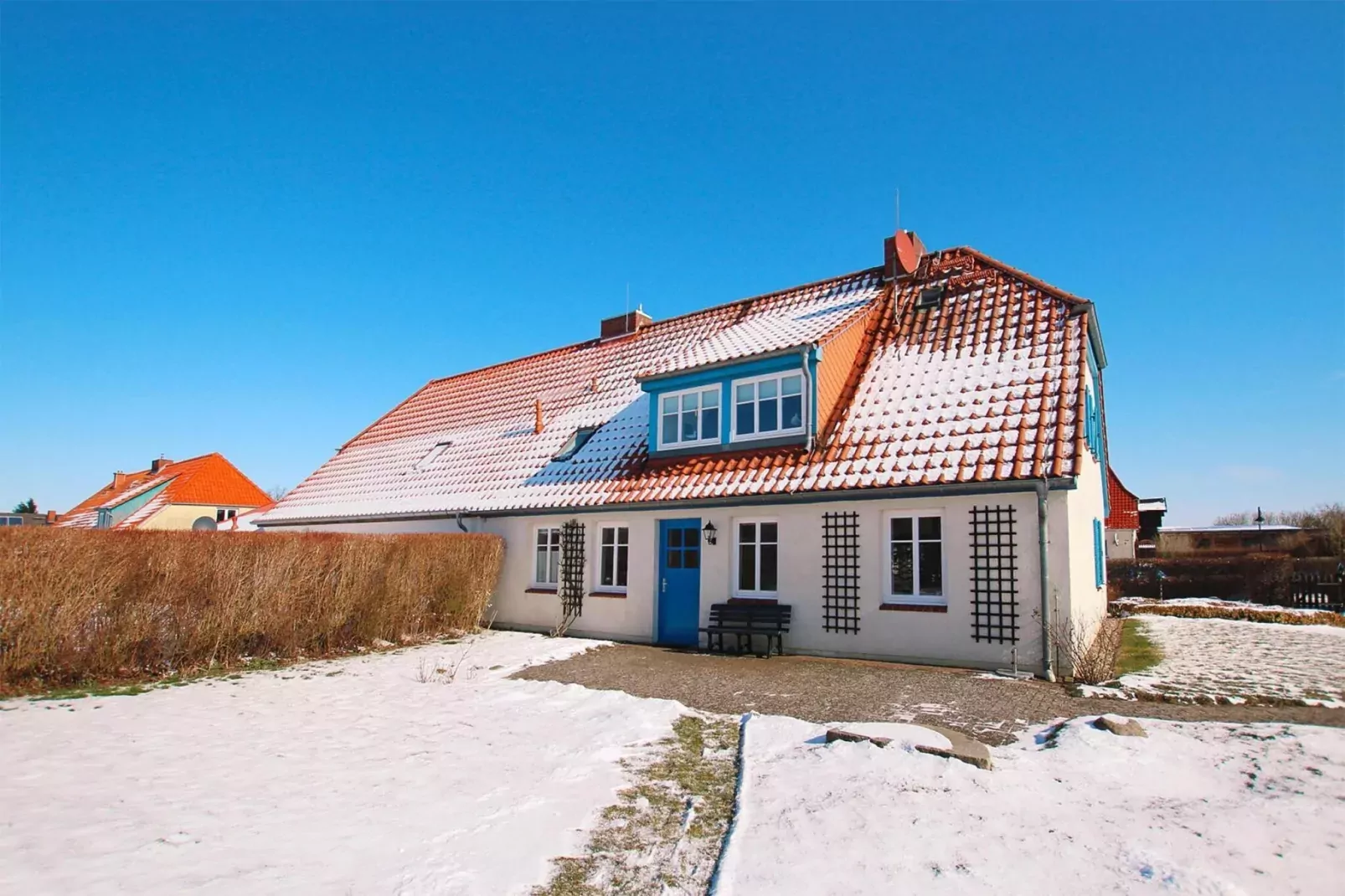 Erdgeschoss 80 qm-Exterior winter