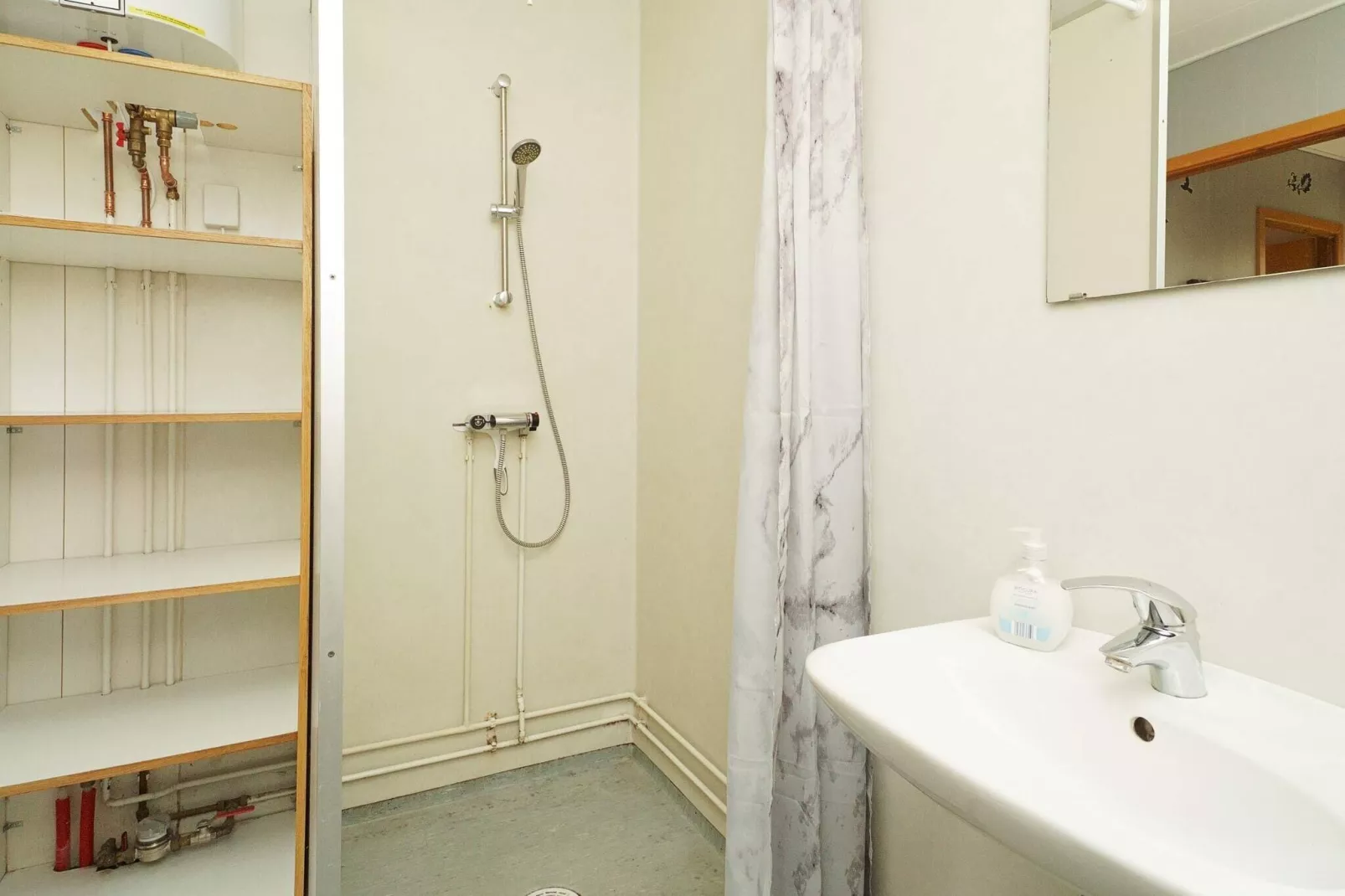 6 person holiday home in Rødby-Indoor