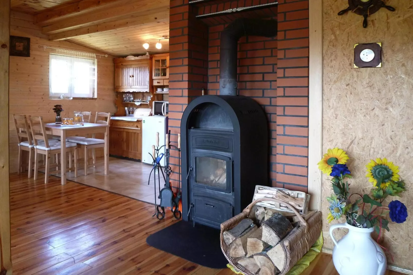 Holiday home in Dobrogoszcz-Dining room