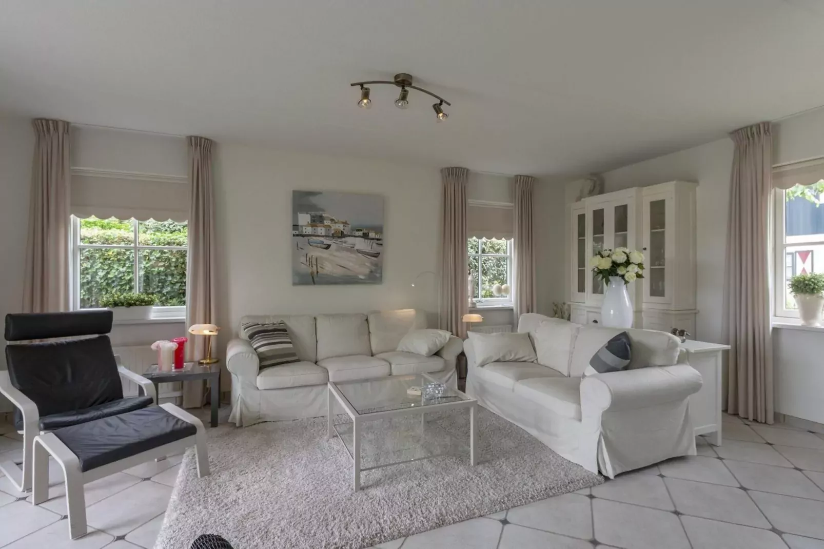 De Buitenplaats 16-Living room