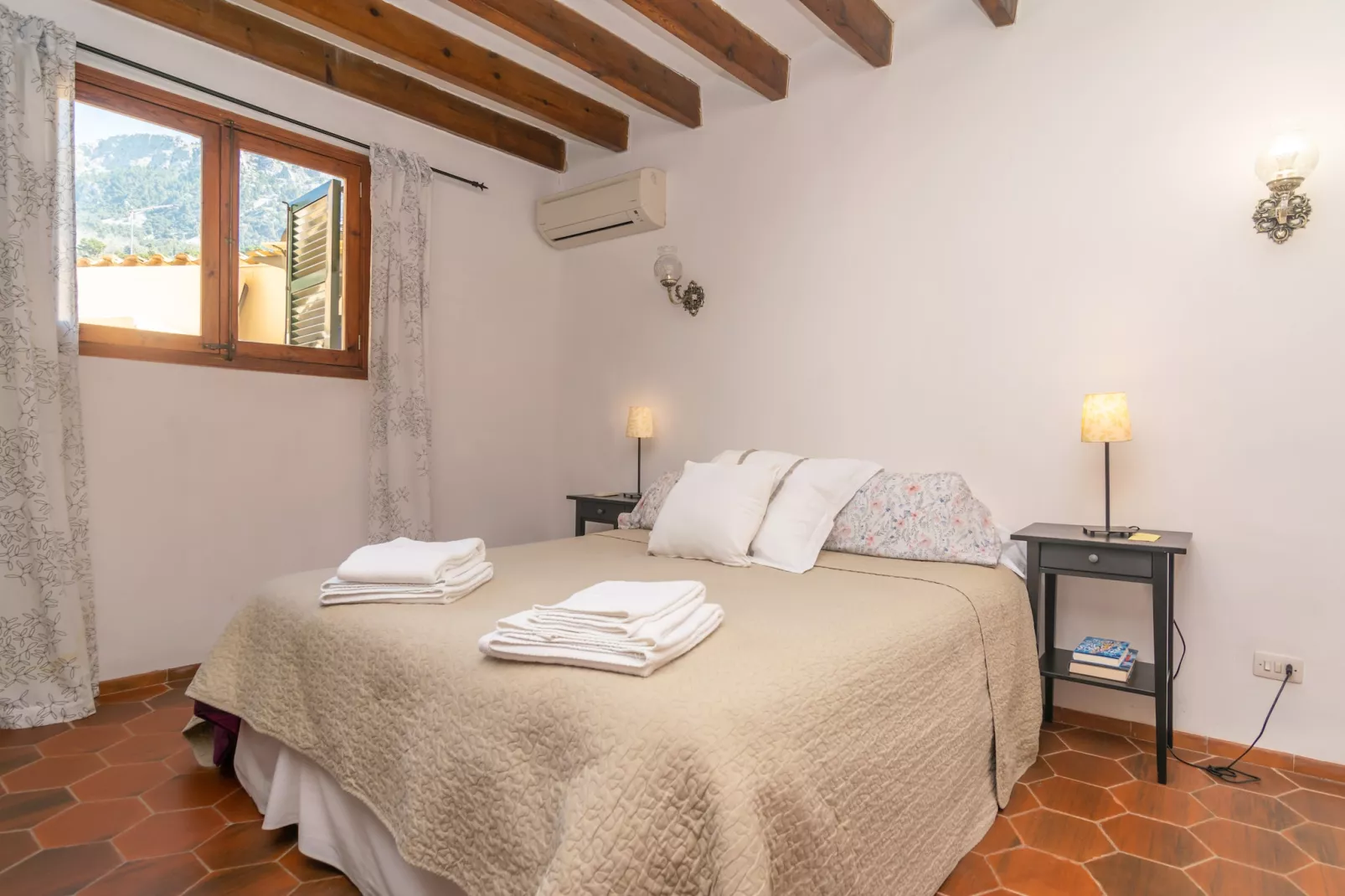 Ca'n Mayol (banyeta)-Bedroom
