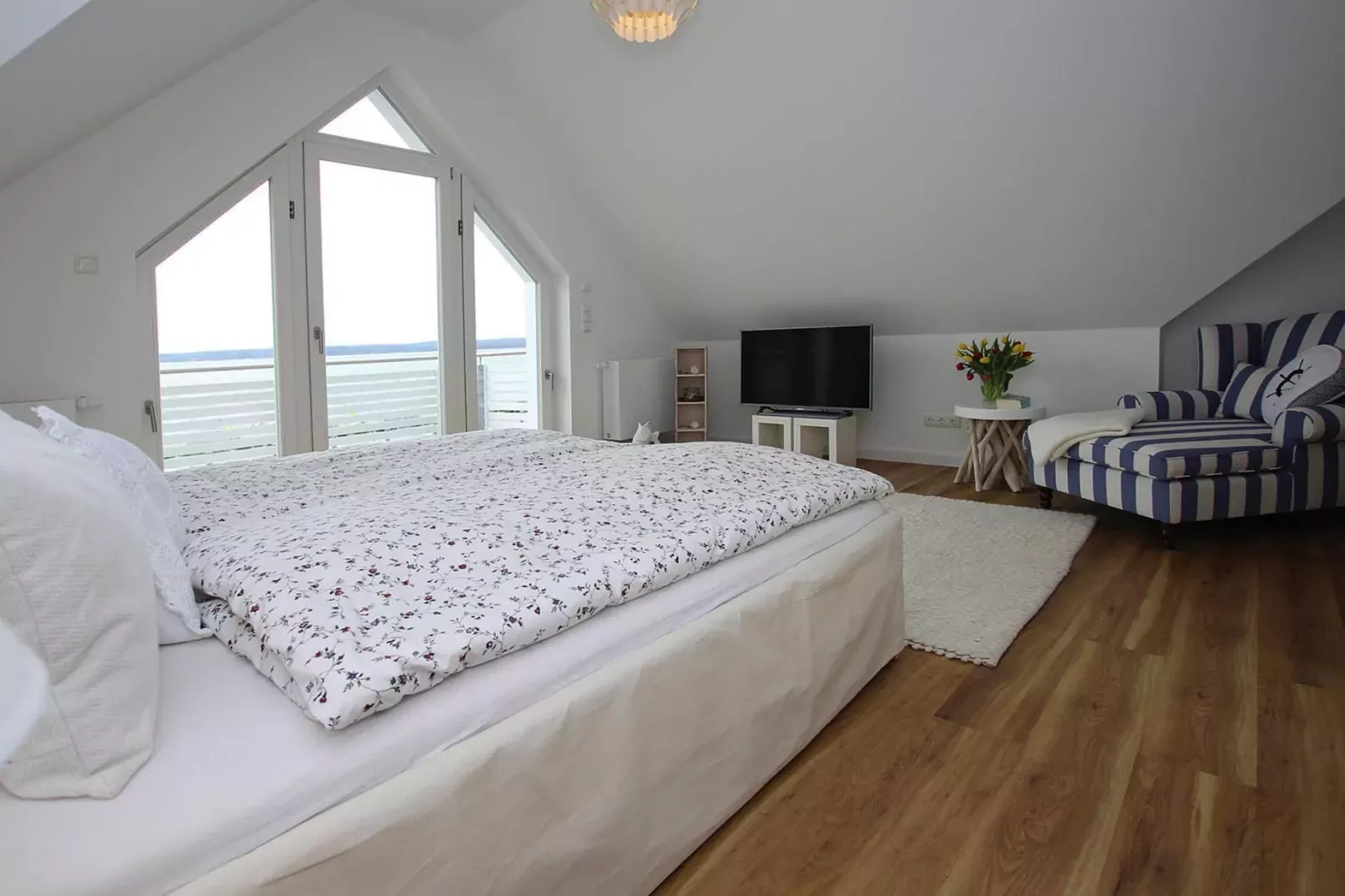 Fewo Seeblick 95 qm-Chambre