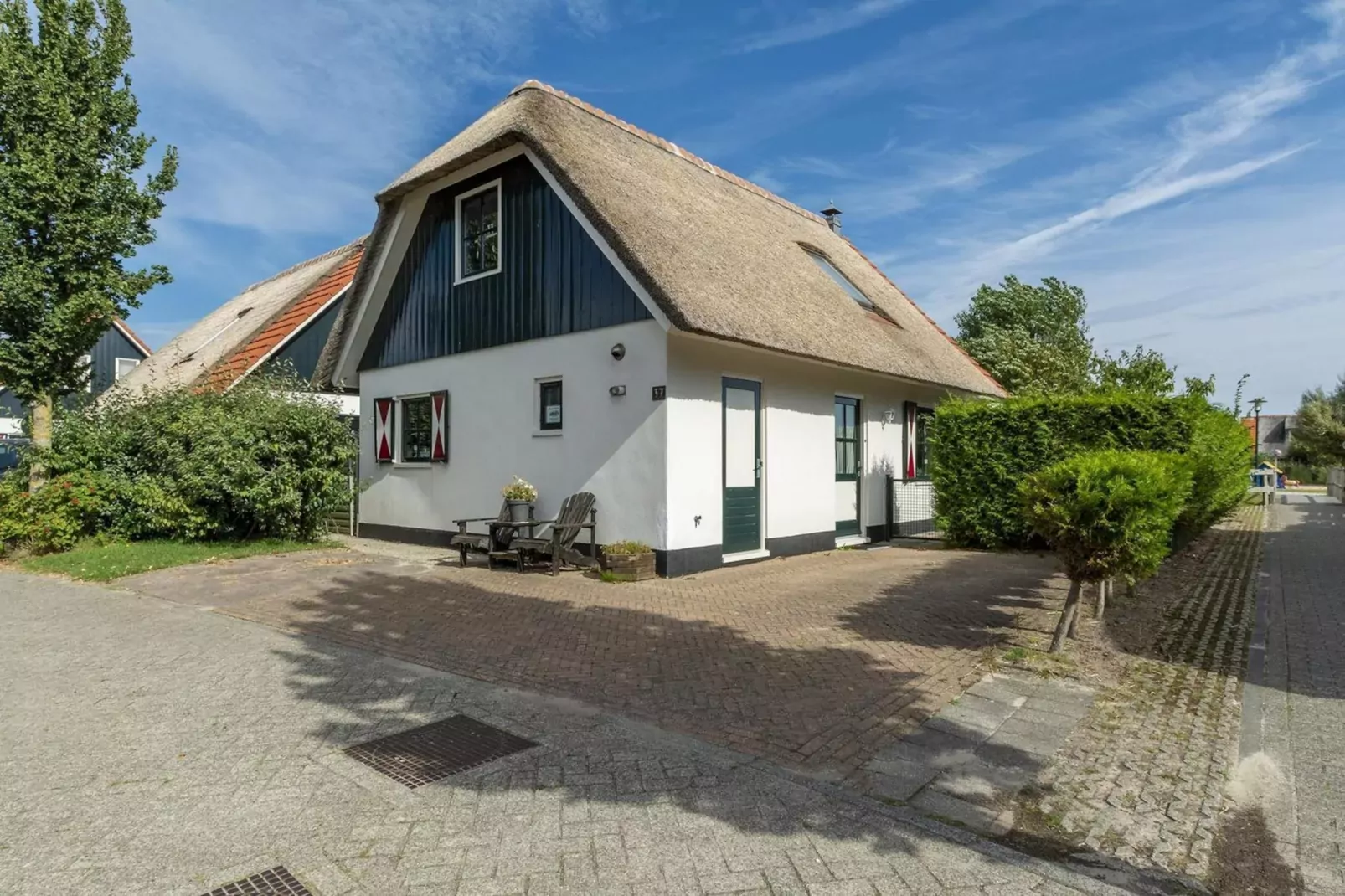 De Buitenplaats 37-Exterior summer
