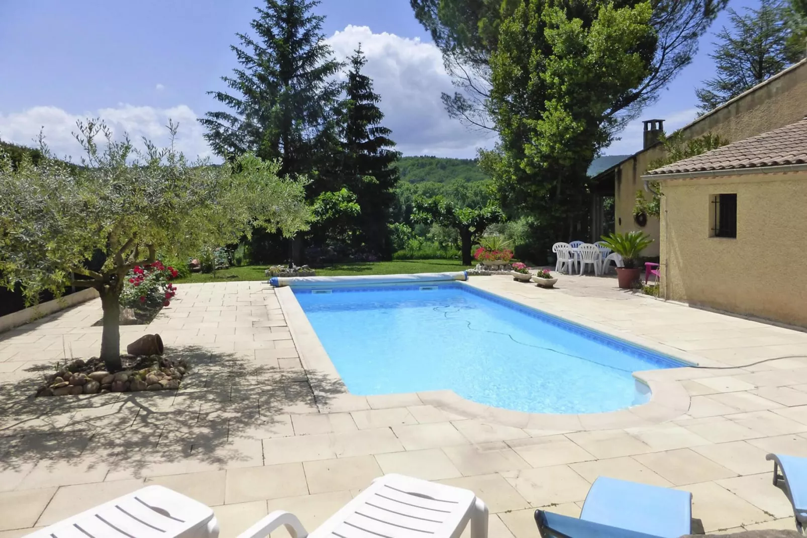 Ferienhaus in Malaucène-Pool