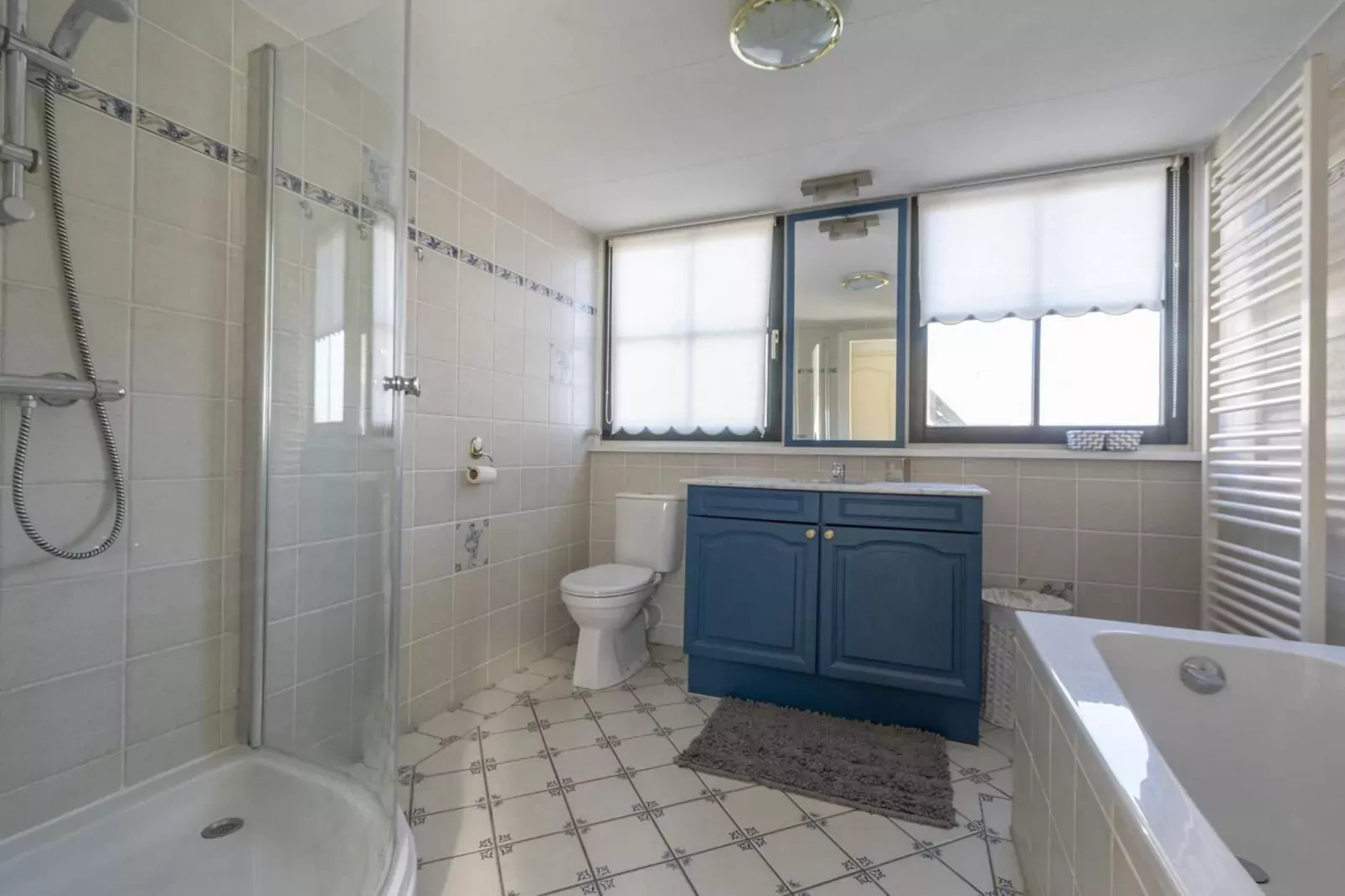 De Buitenplaats 37-Bathroom