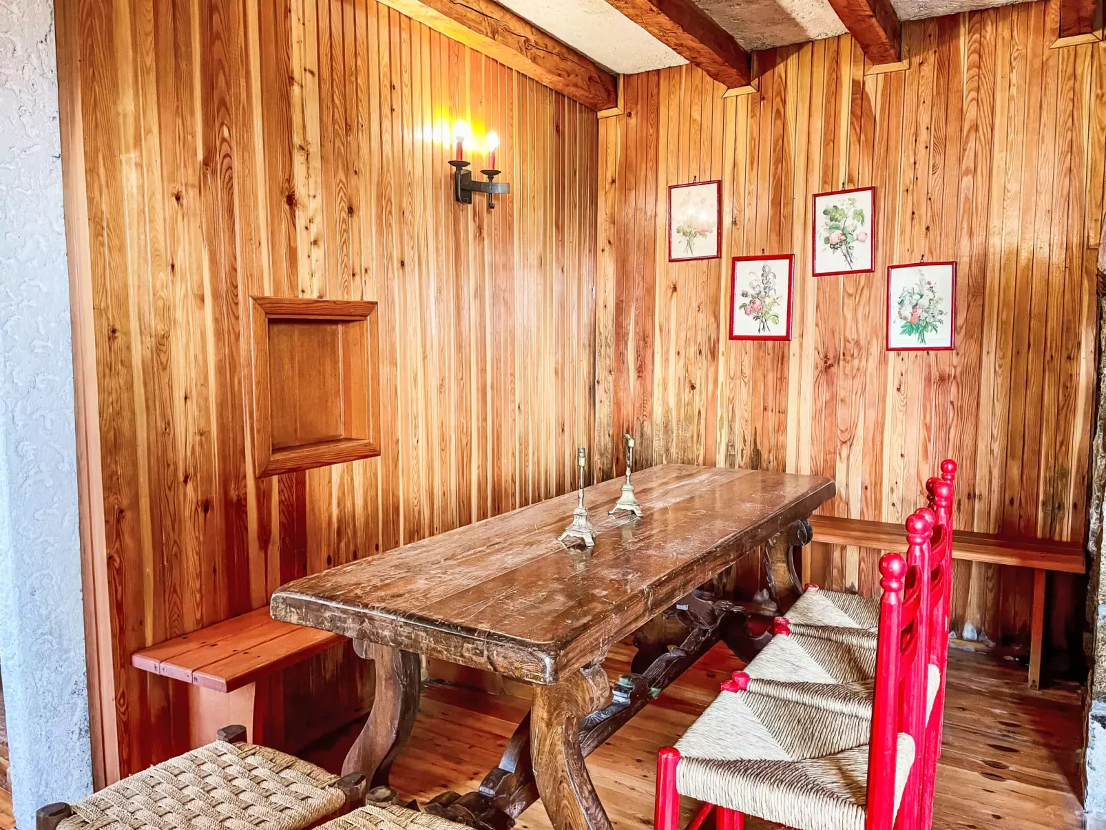 Baita Ginestra-Inside