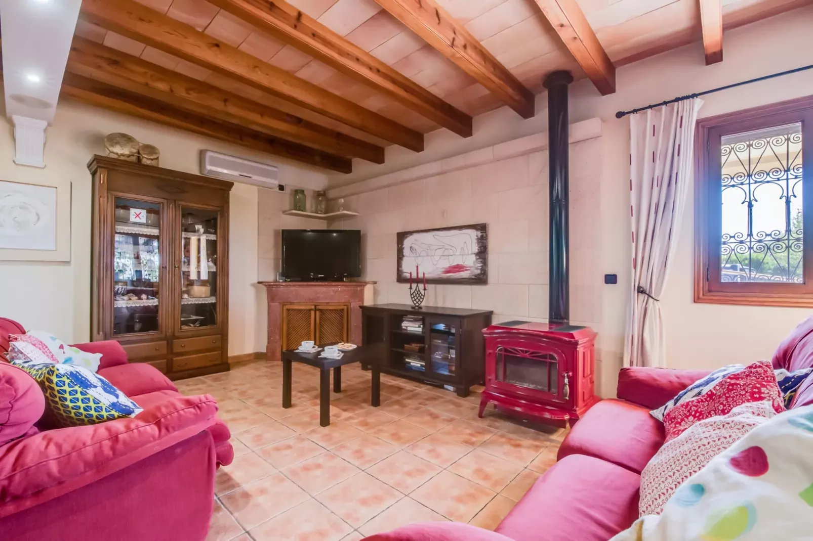 Sa Sort-Living room