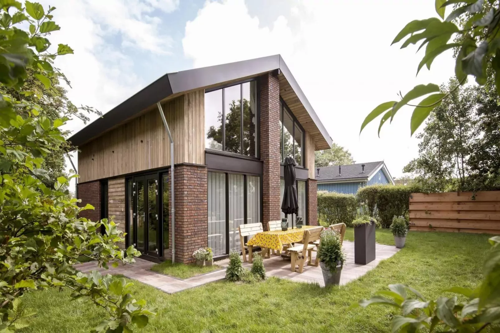 Luxe Villa Keizerskroon - Keizerkroon 63-Exterior summer