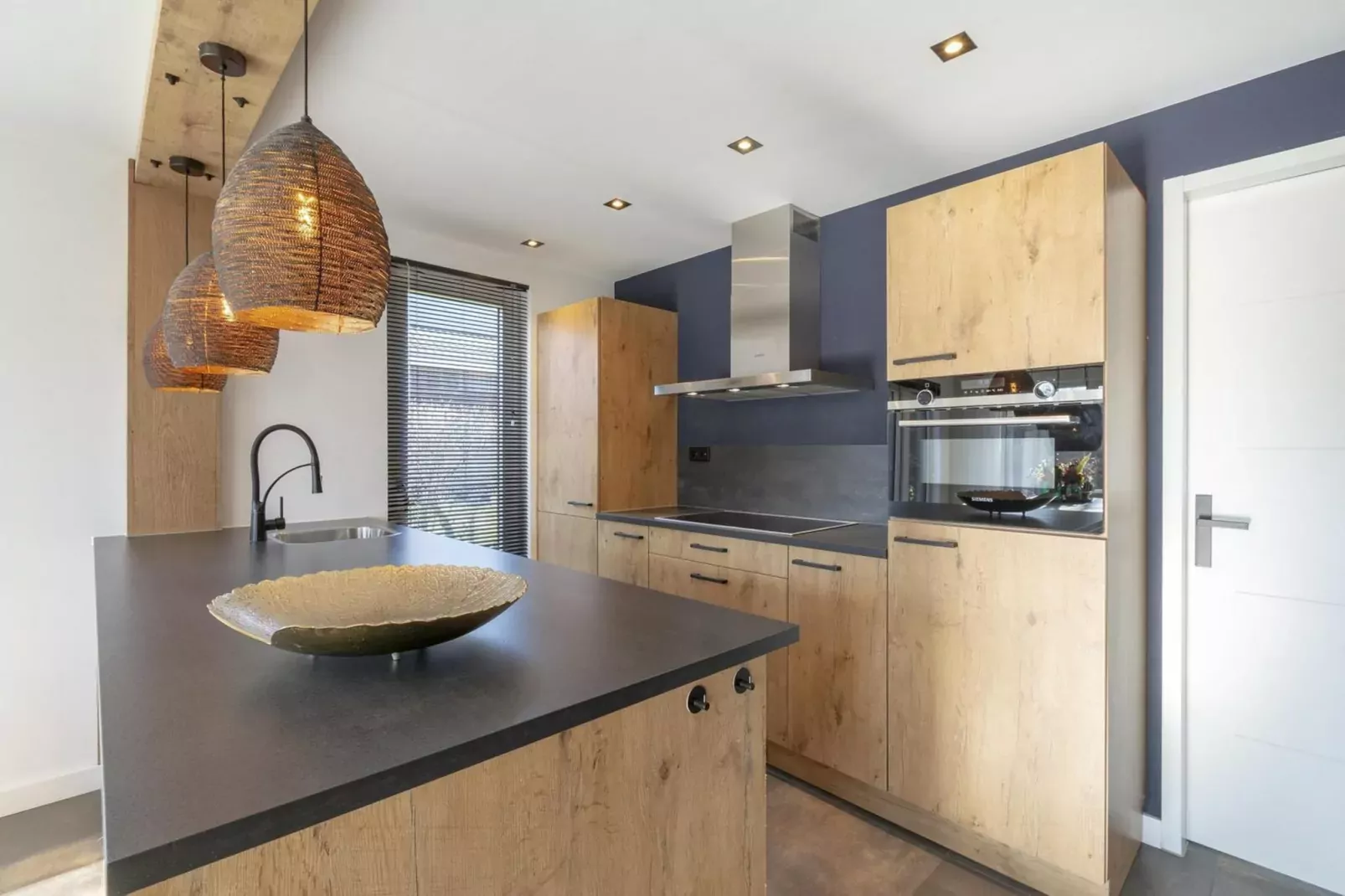 Luxe Villa Keizerskroon - Keizerkroon 63-Kitchen