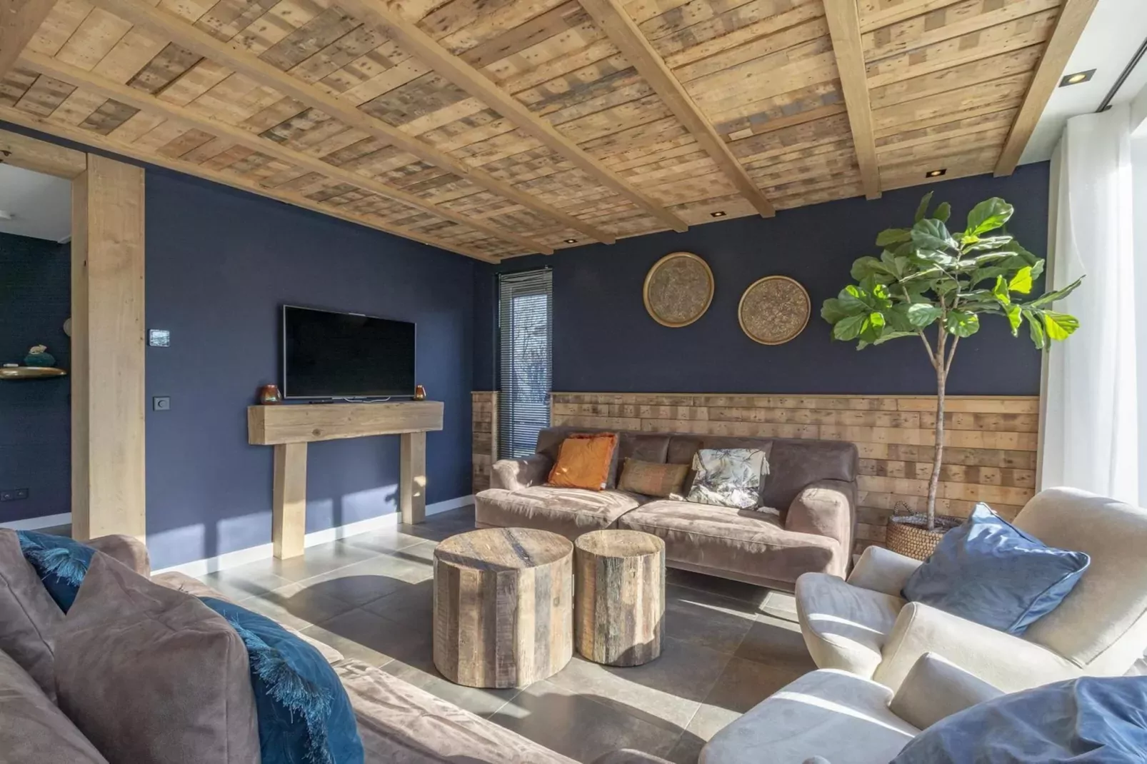 Luxe Villa Keizerskroon - Keizerkroon 63-Living room