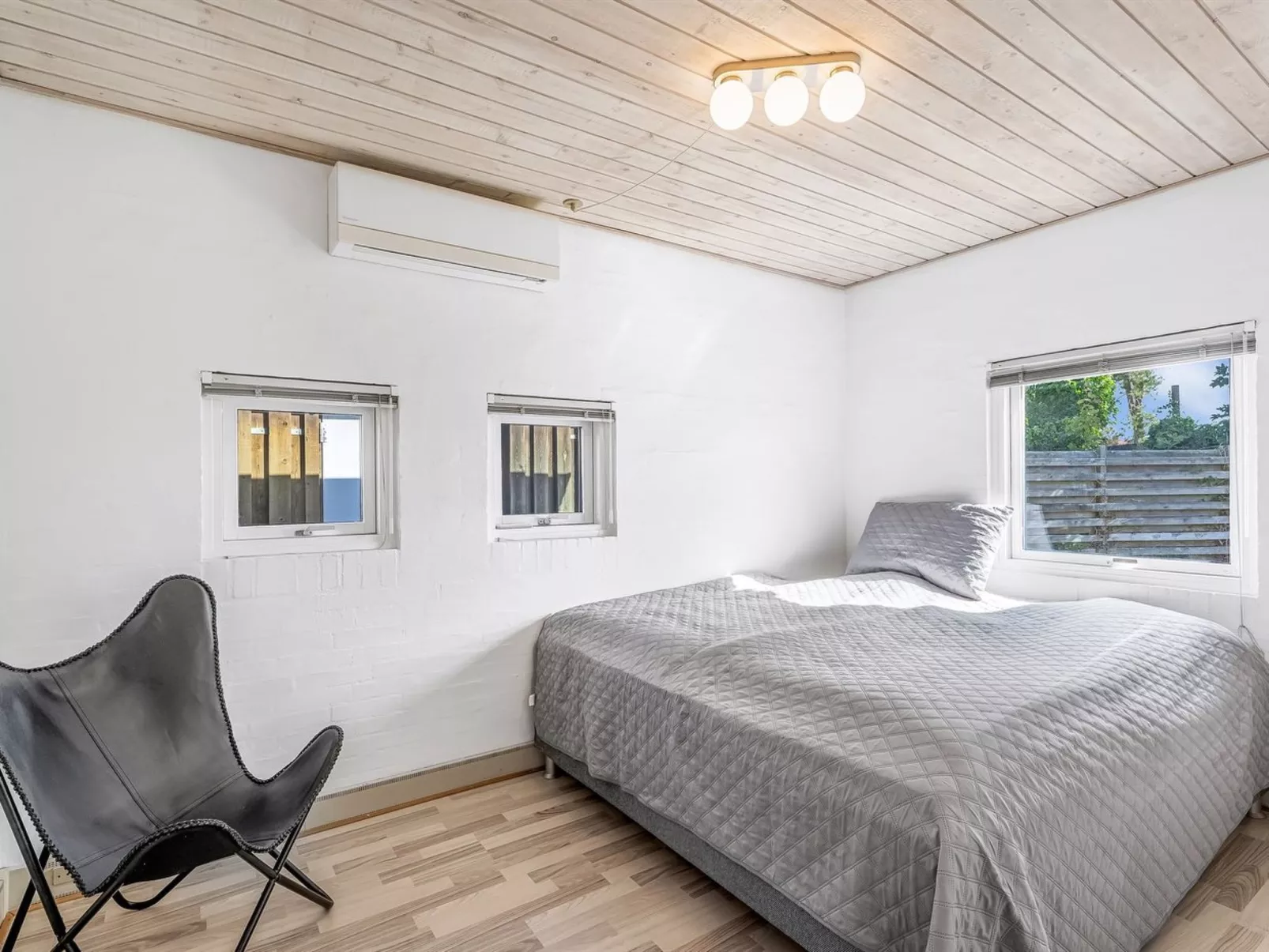 "Iara" - 500m from the sea-Inside