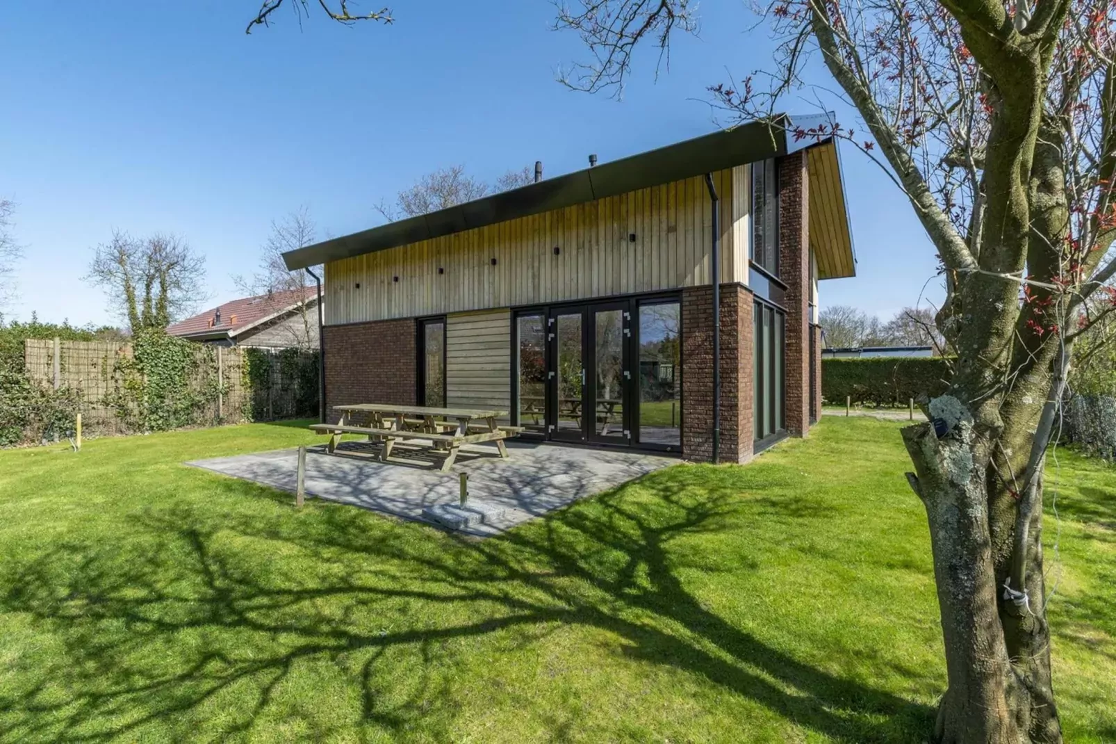 Luxe Villa Keizerskroon - Keizerkroon 63-Exterior summer