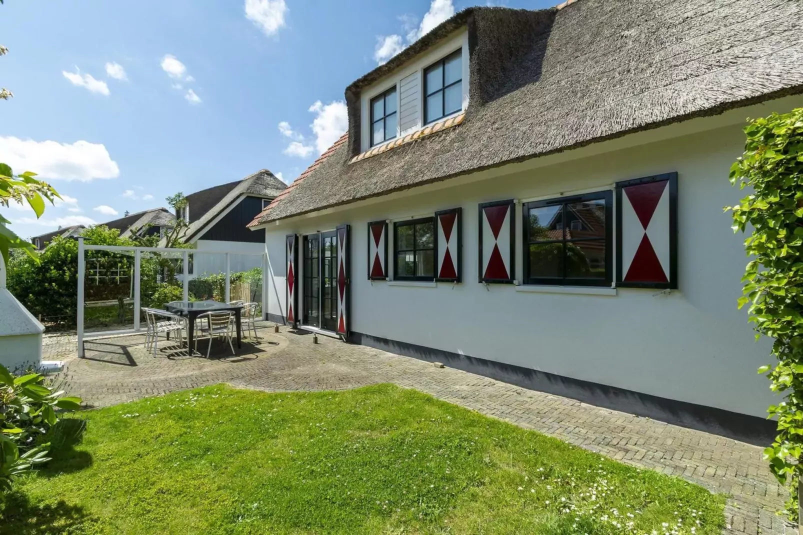 De Buitenplaats 62-Exterior summer