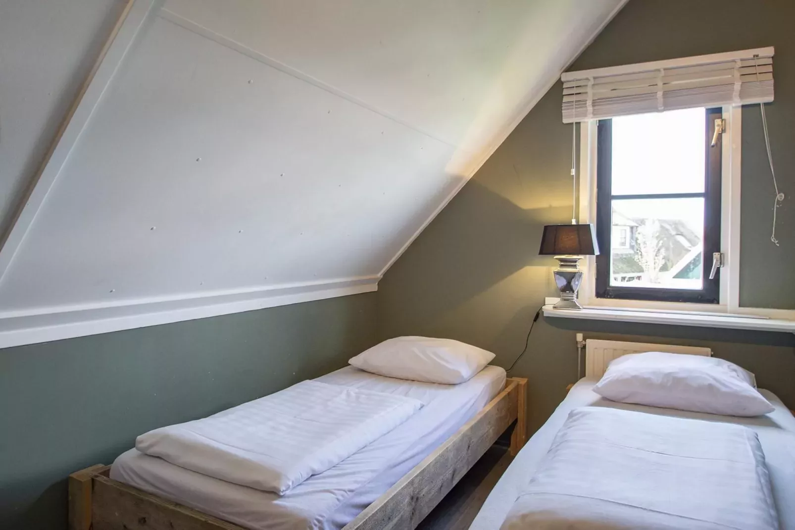 De Buitenplaats 72-Bedroom