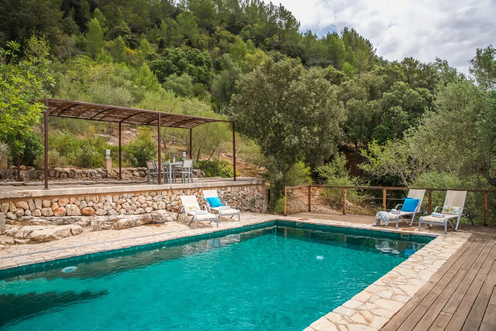 Es Pont-Pool