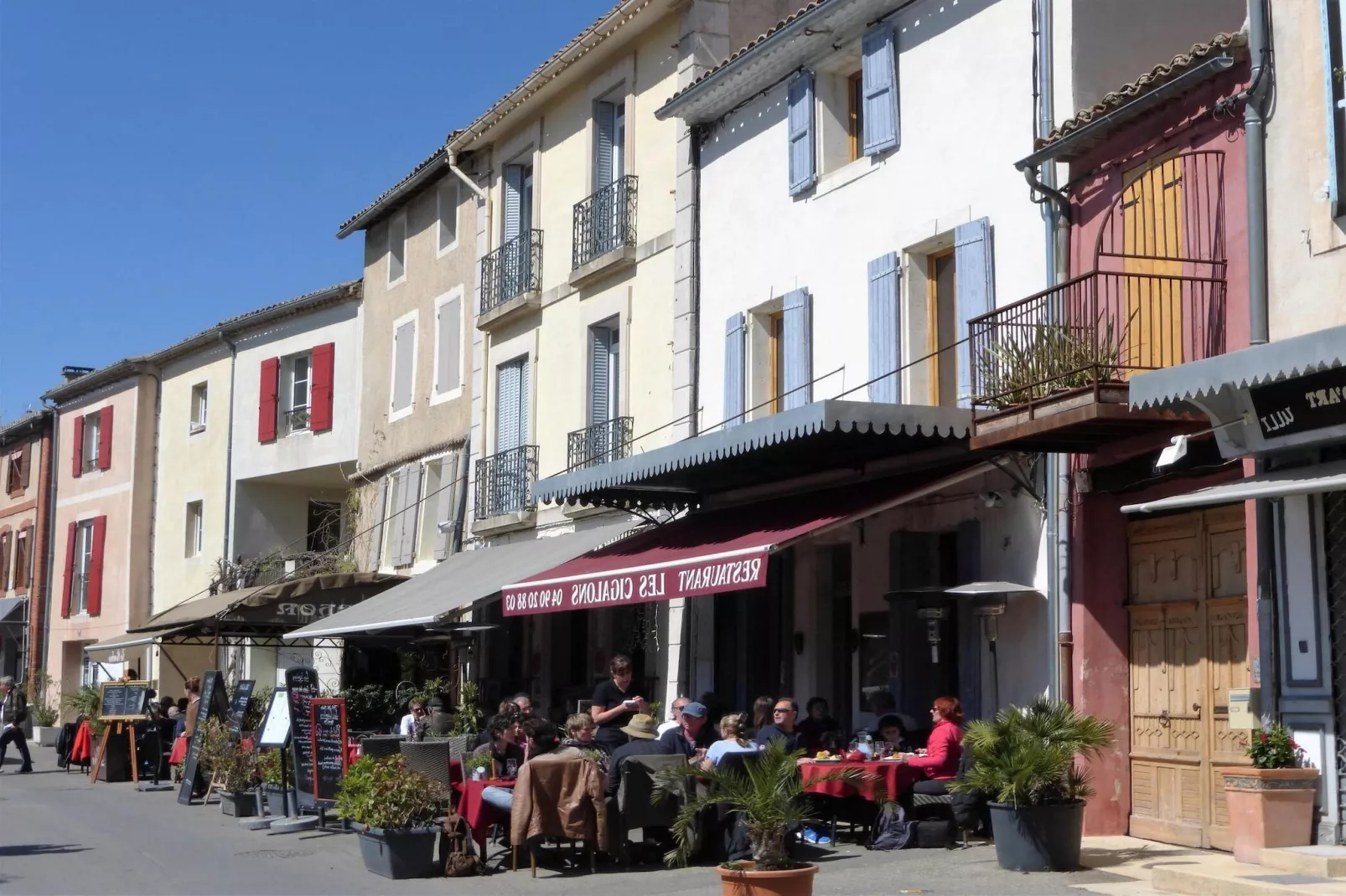 Reihenhaus in Monteux-Areas summer 5km